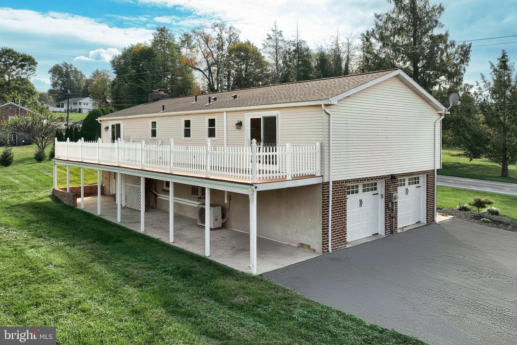 SPRINGWOOD - Residential