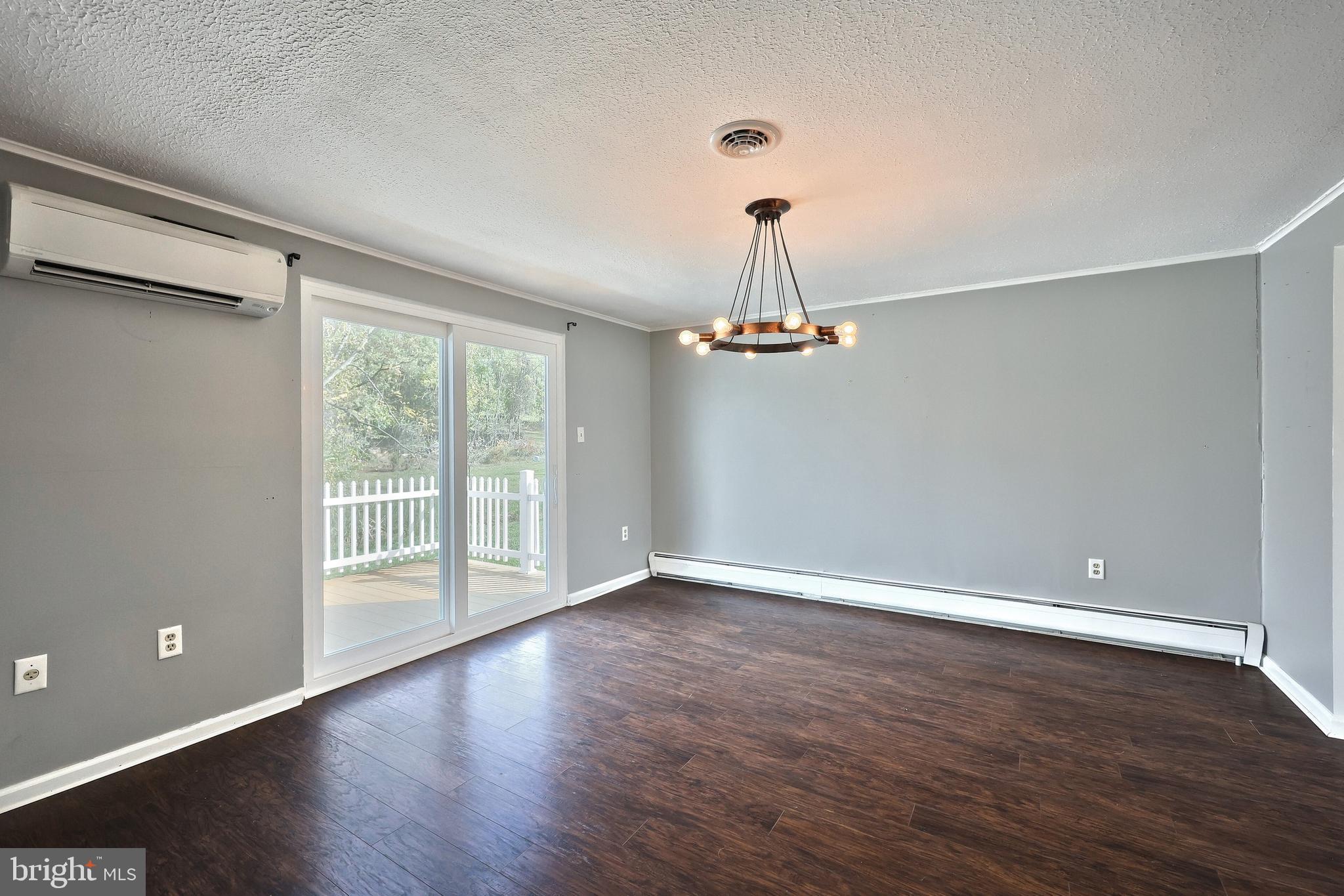 SPRINGWOOD - Residential