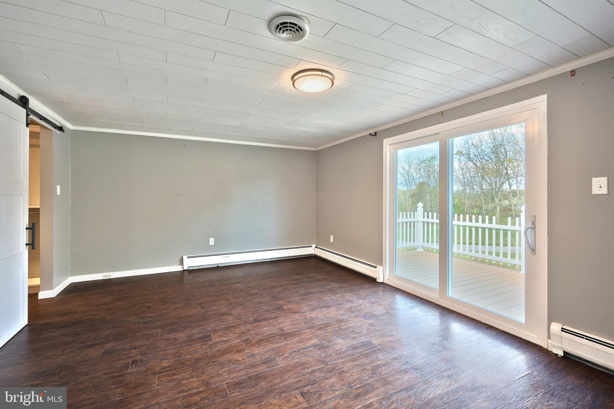 SPRINGWOOD - Residential