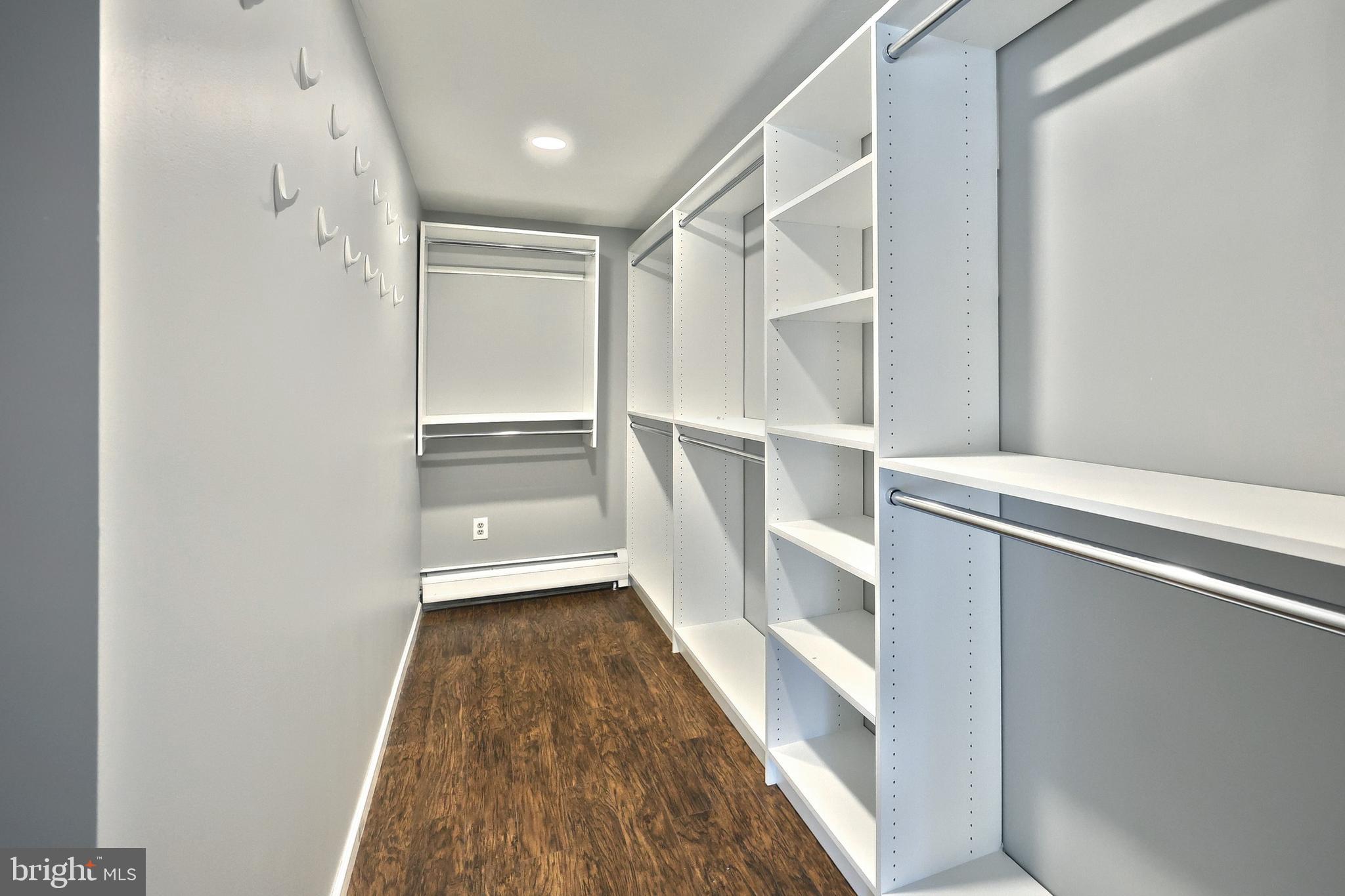 SPRINGWOOD - Residential