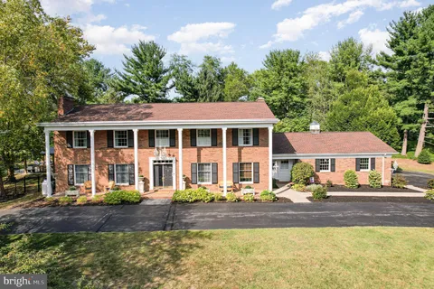 4300 Valleyview Road, Harrisburg, PA MLS: PADA2043696