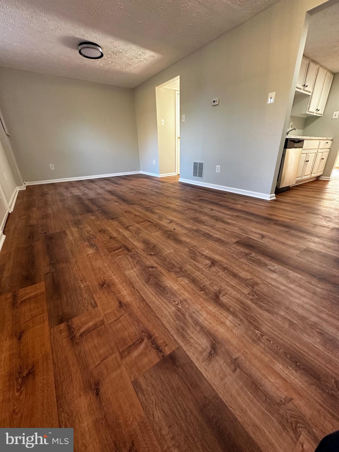 8305 PONDSIDE TERRACE