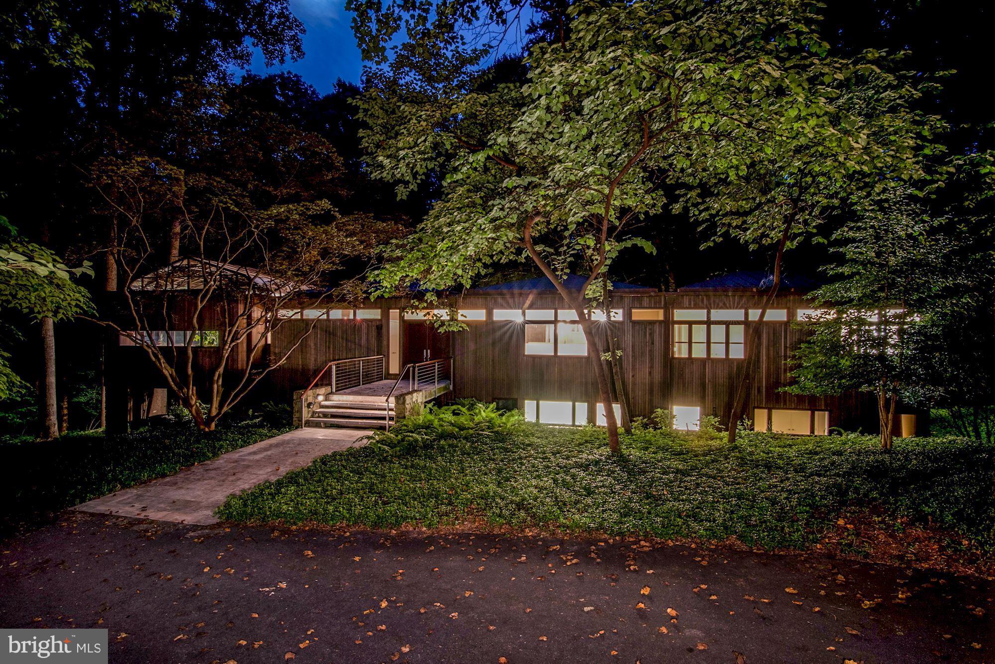 POTOMAC OUTSIDE - Residential