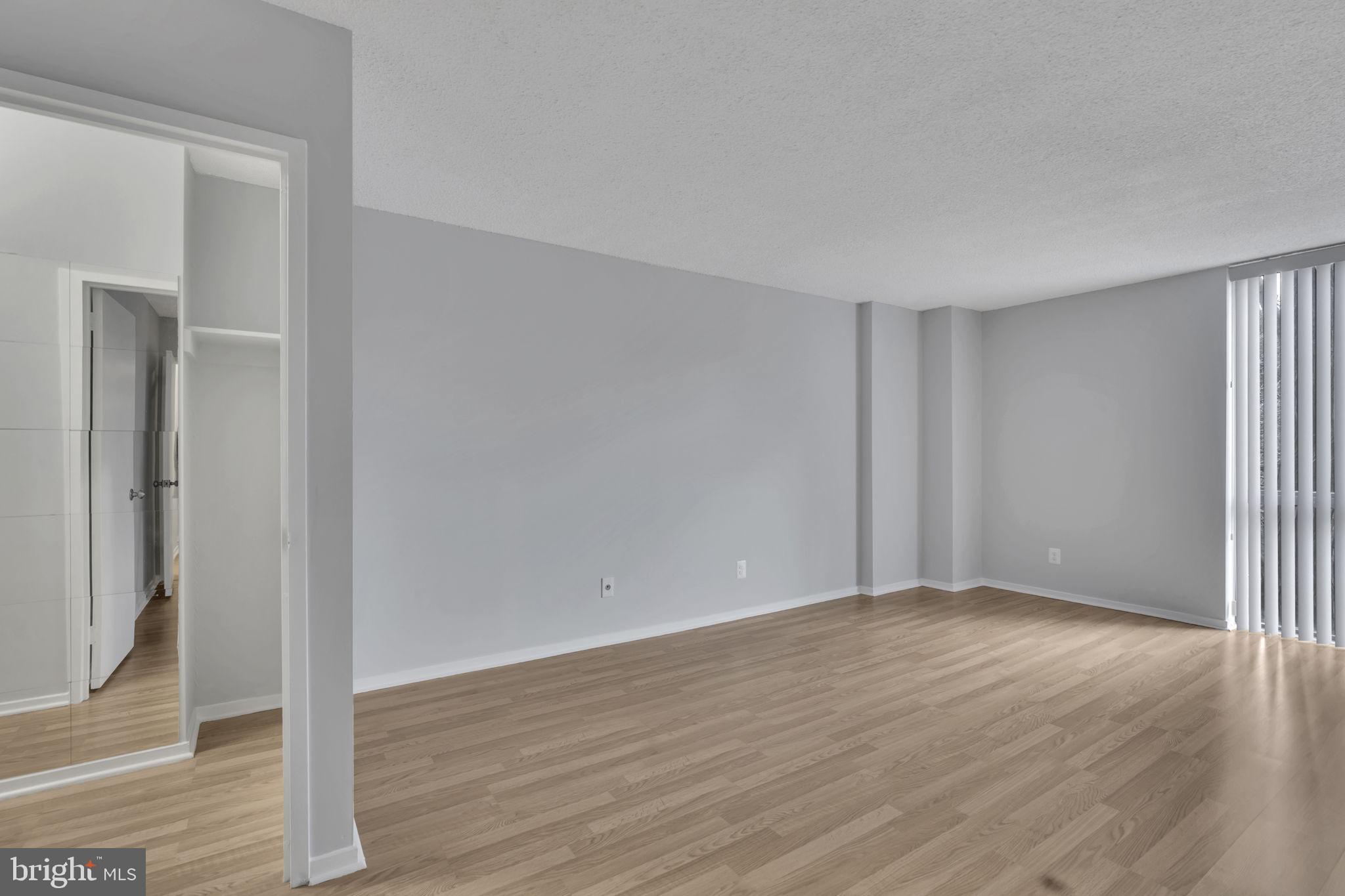 IDYLWOOD TOWERS CONDO - Residential