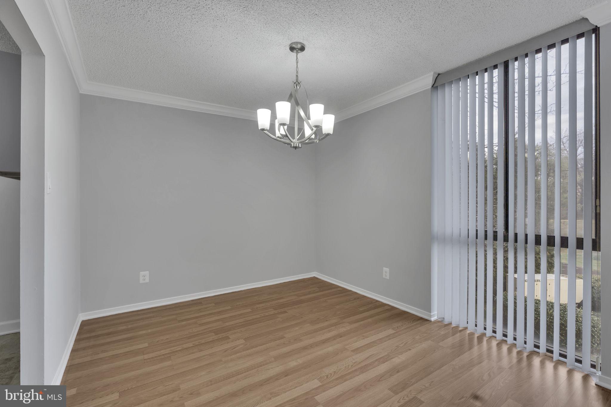 IDYLWOOD TOWERS CONDO - Residential