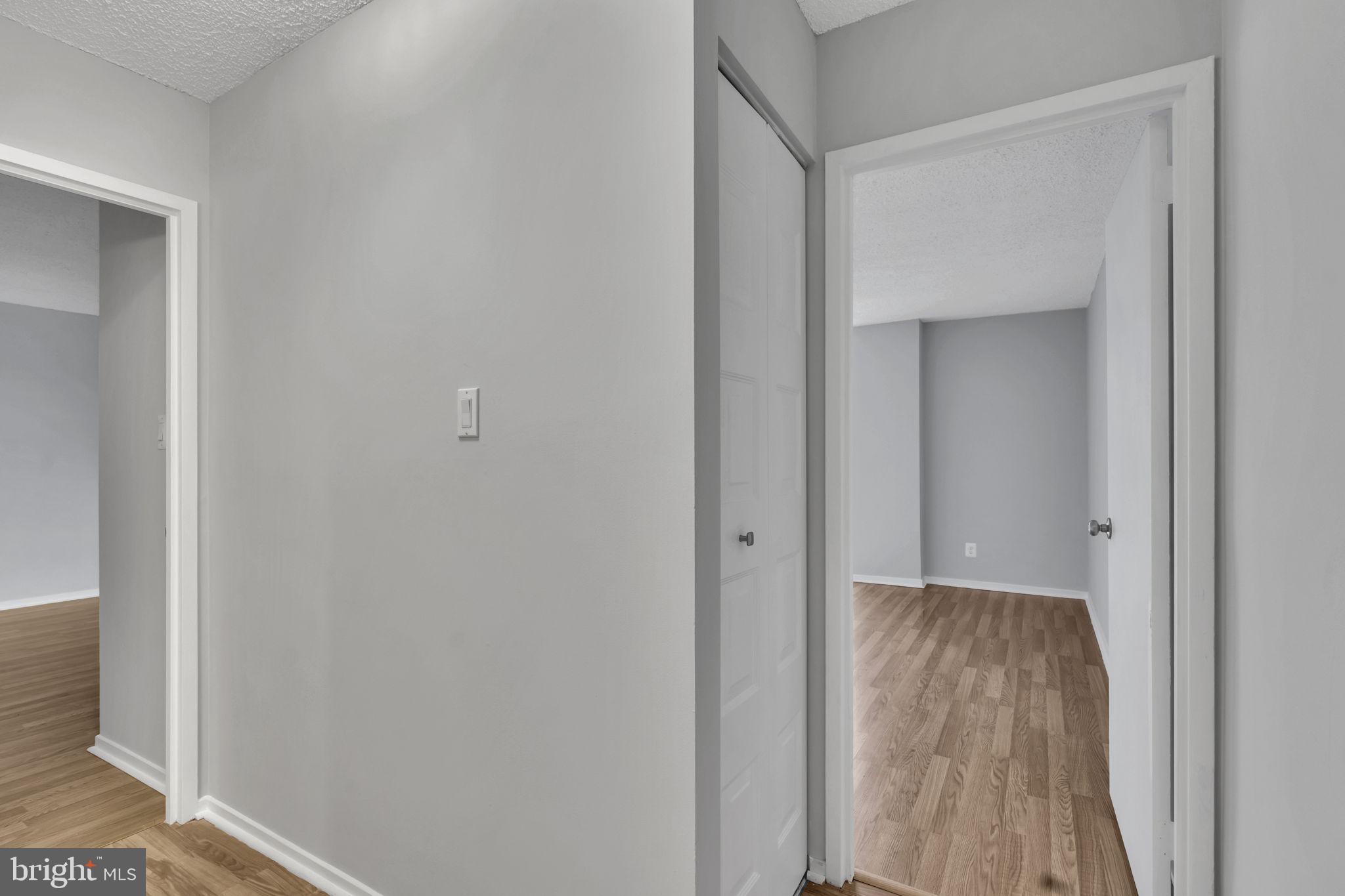 IDYLWOOD TOWERS CONDO - Residential