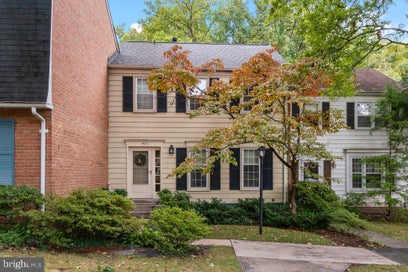 9011 QUEEN MARIA COURT COLUMBIA MD 21045