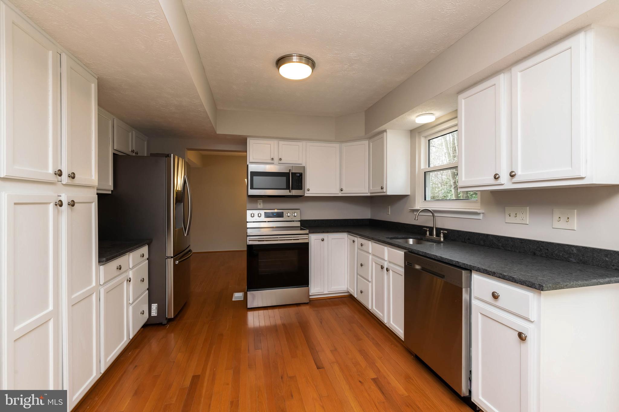 WETHERSFIELD - Residential