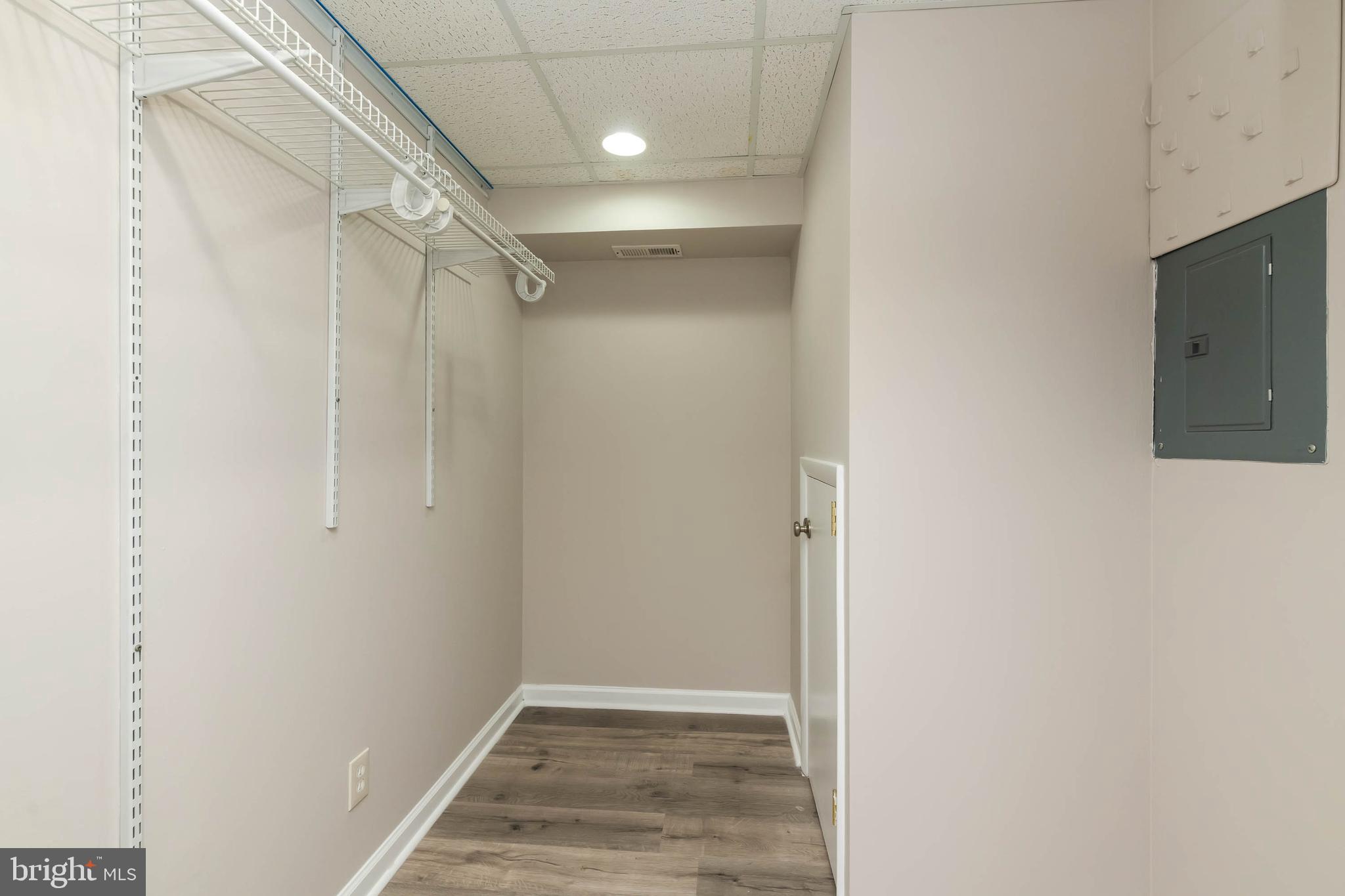 WETHERSFIELD - Residential