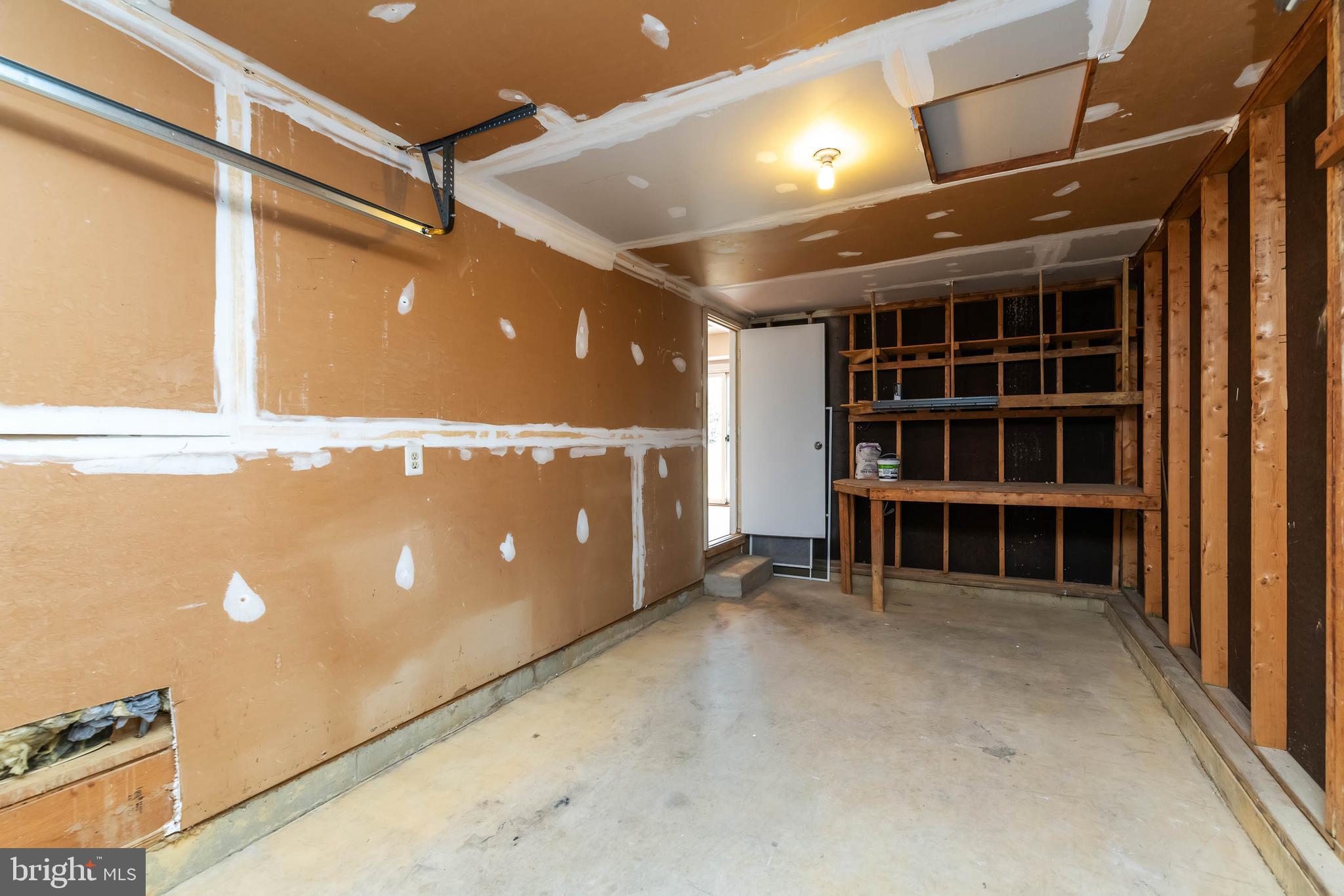 WETHERSFIELD - Residential