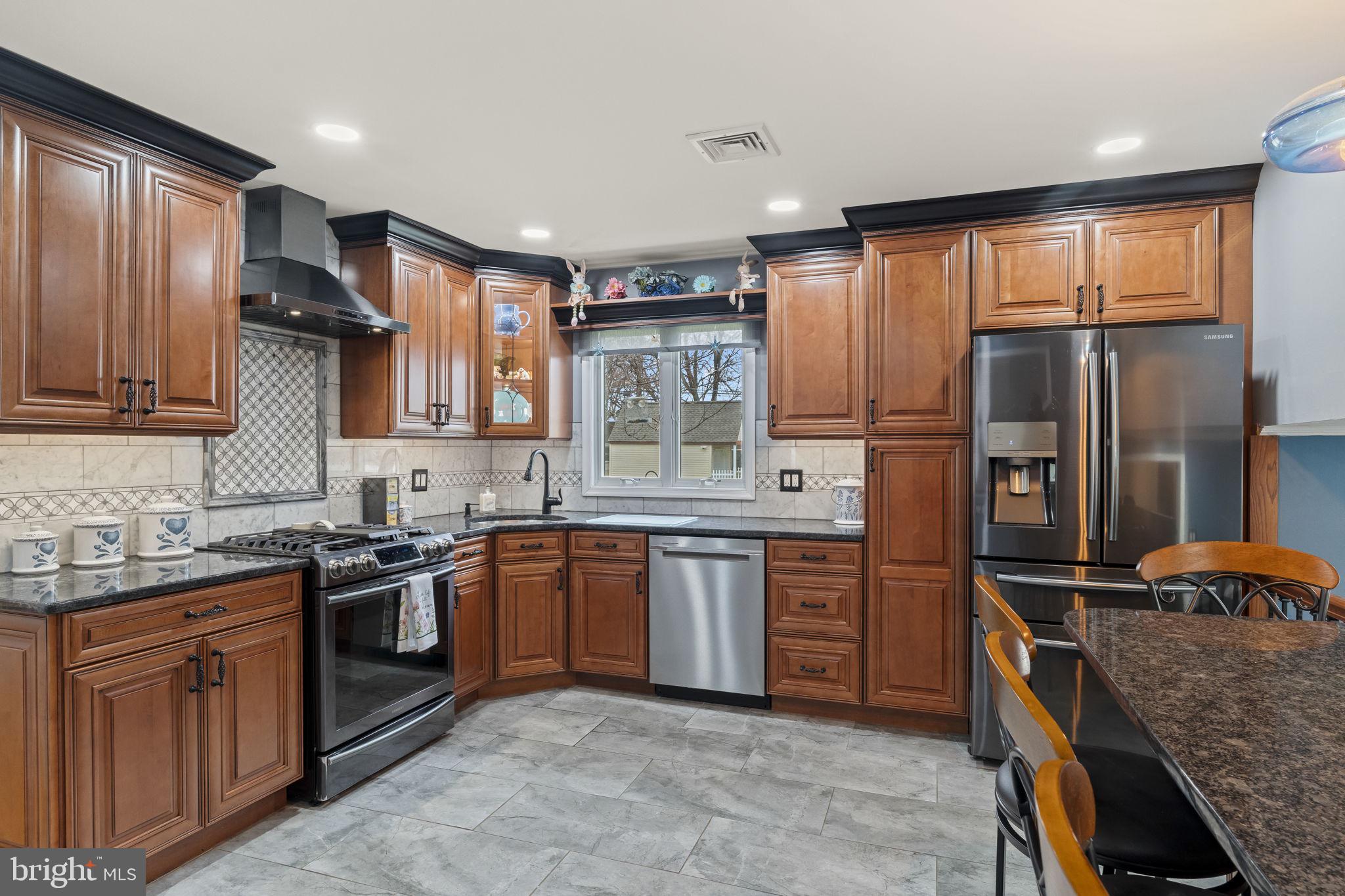 BELMONT HILLS - Residential