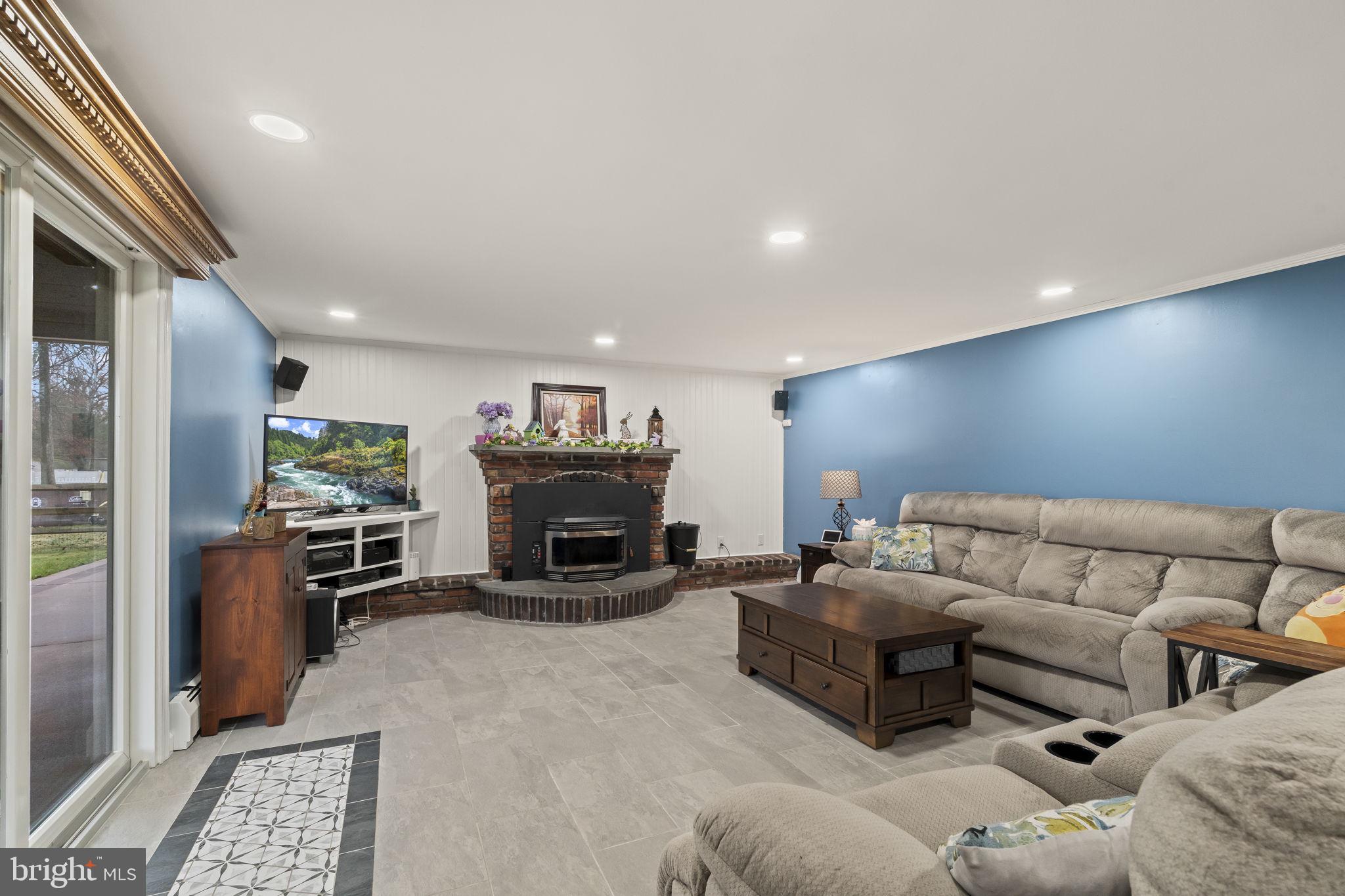 BELMONT HILLS - Residential