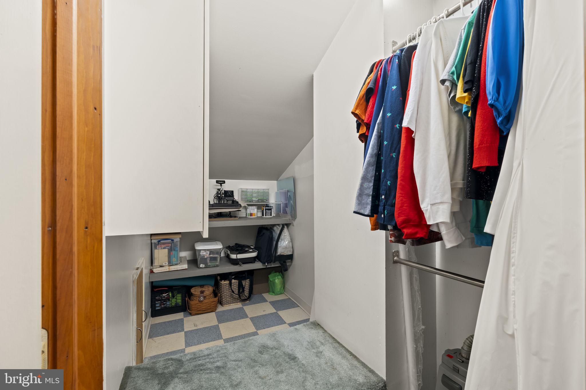 BELMONT HILLS - Residential