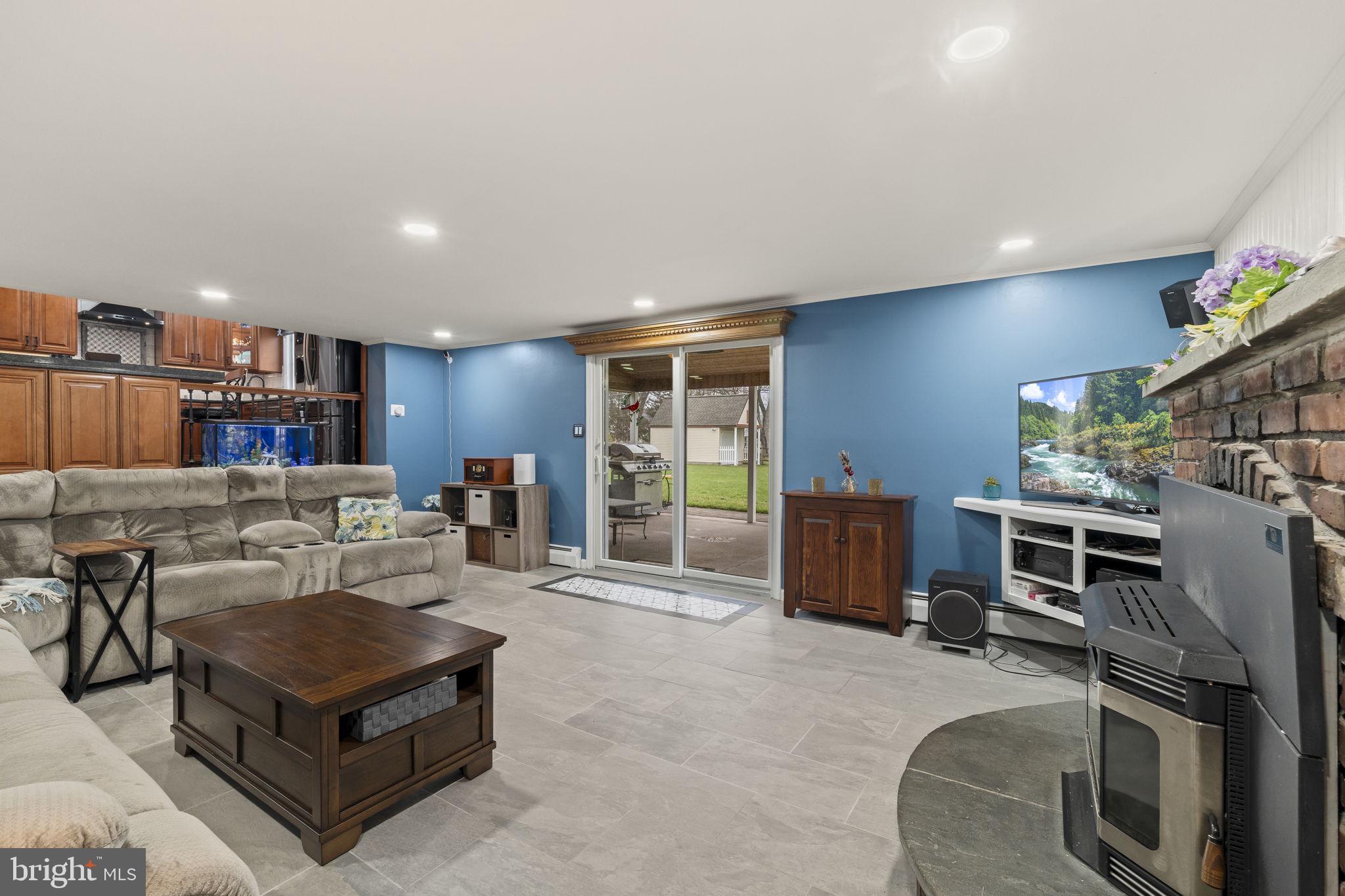 BELMONT HILLS - Residential