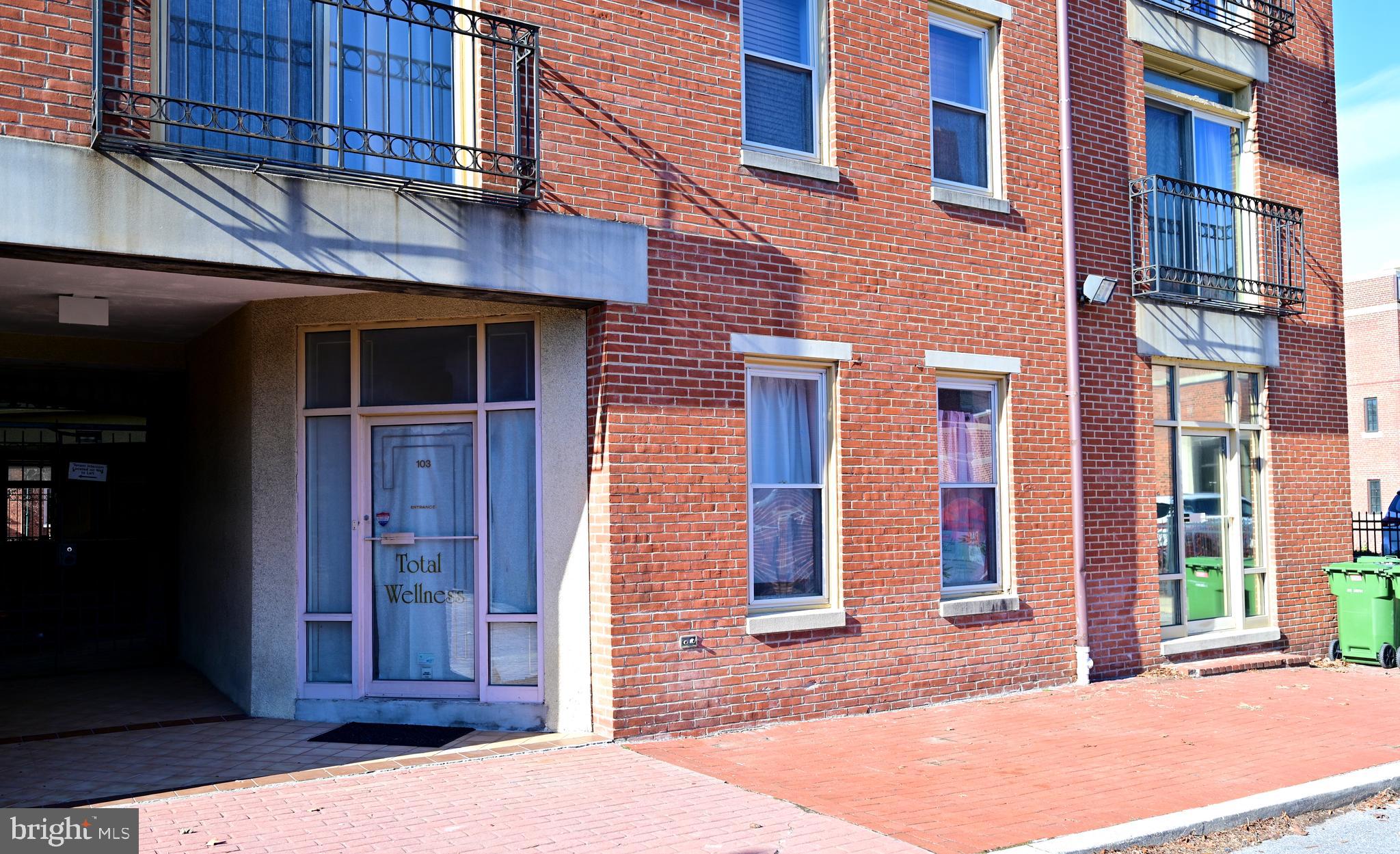FEDERAL HILL HISTORIC DISTRICT - Commercial Sale