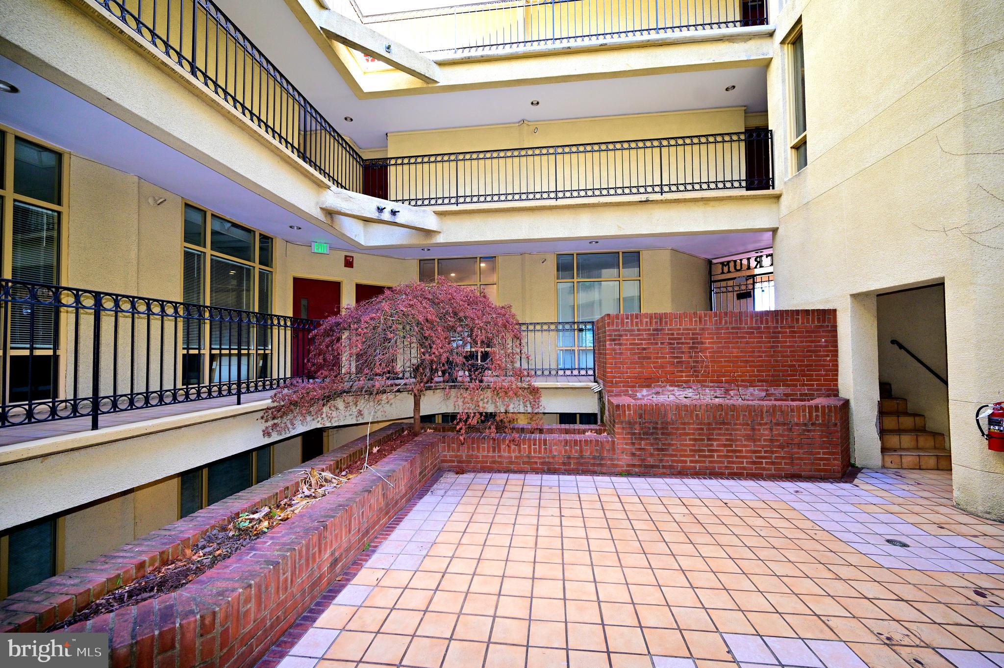 FEDERAL HILL HISTORIC DISTRICT - Commercial Sale