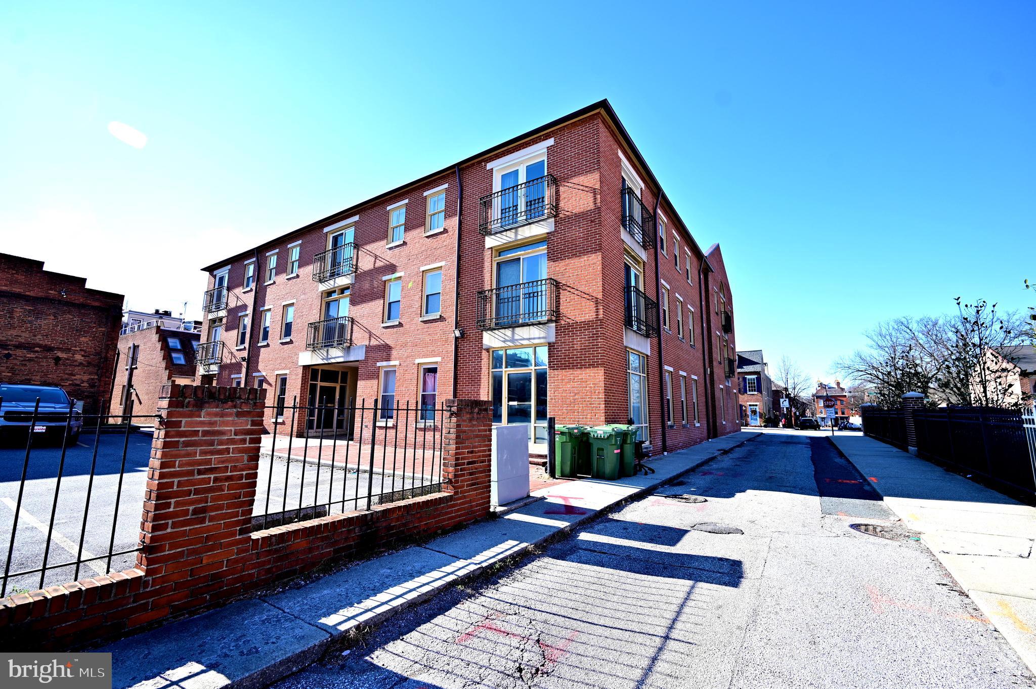 FEDERAL HILL HISTORIC DISTRICT - Commercial Sale