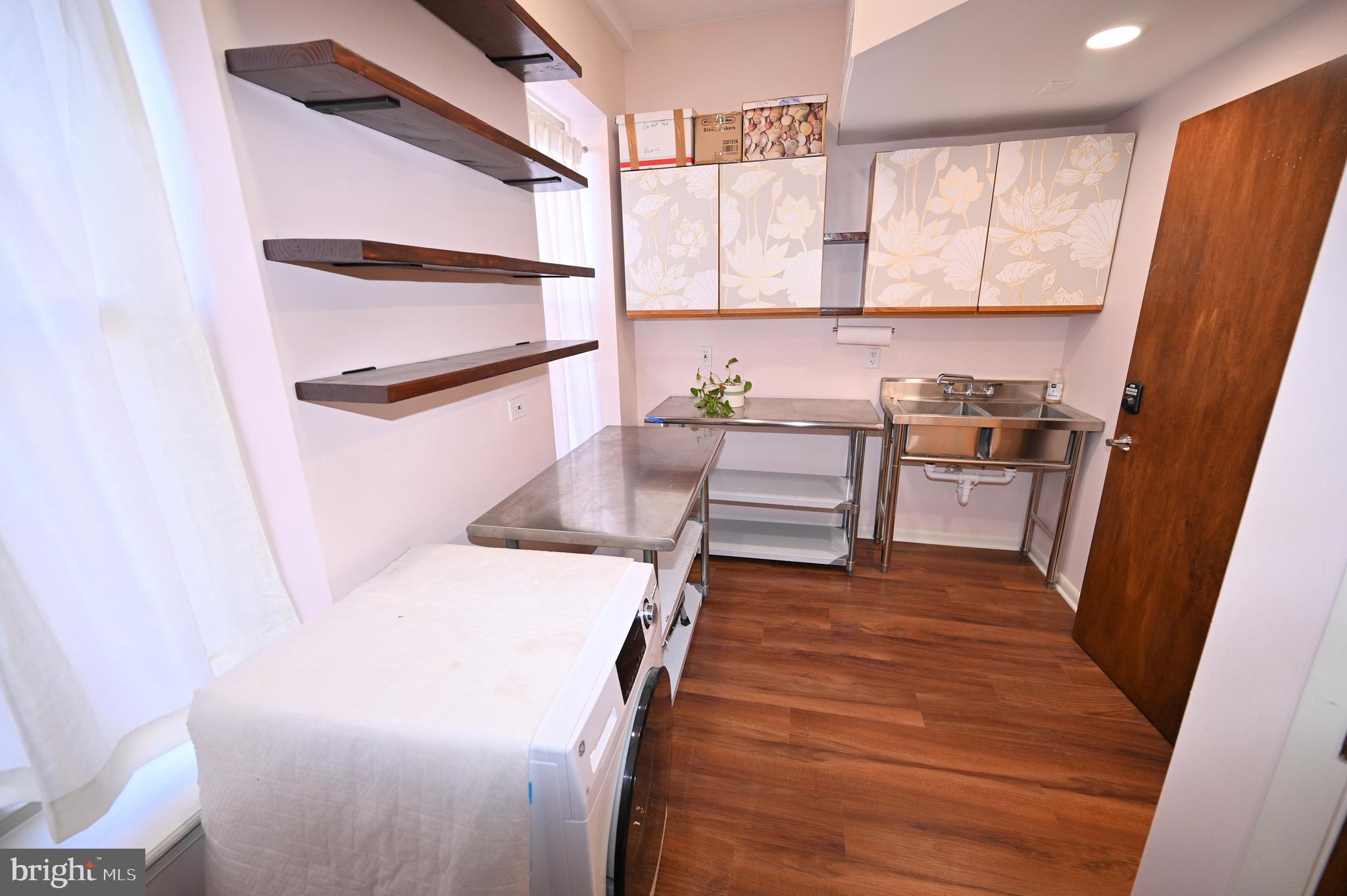 FEDERAL HILL HISTORIC DISTRICT - Commercial Sale