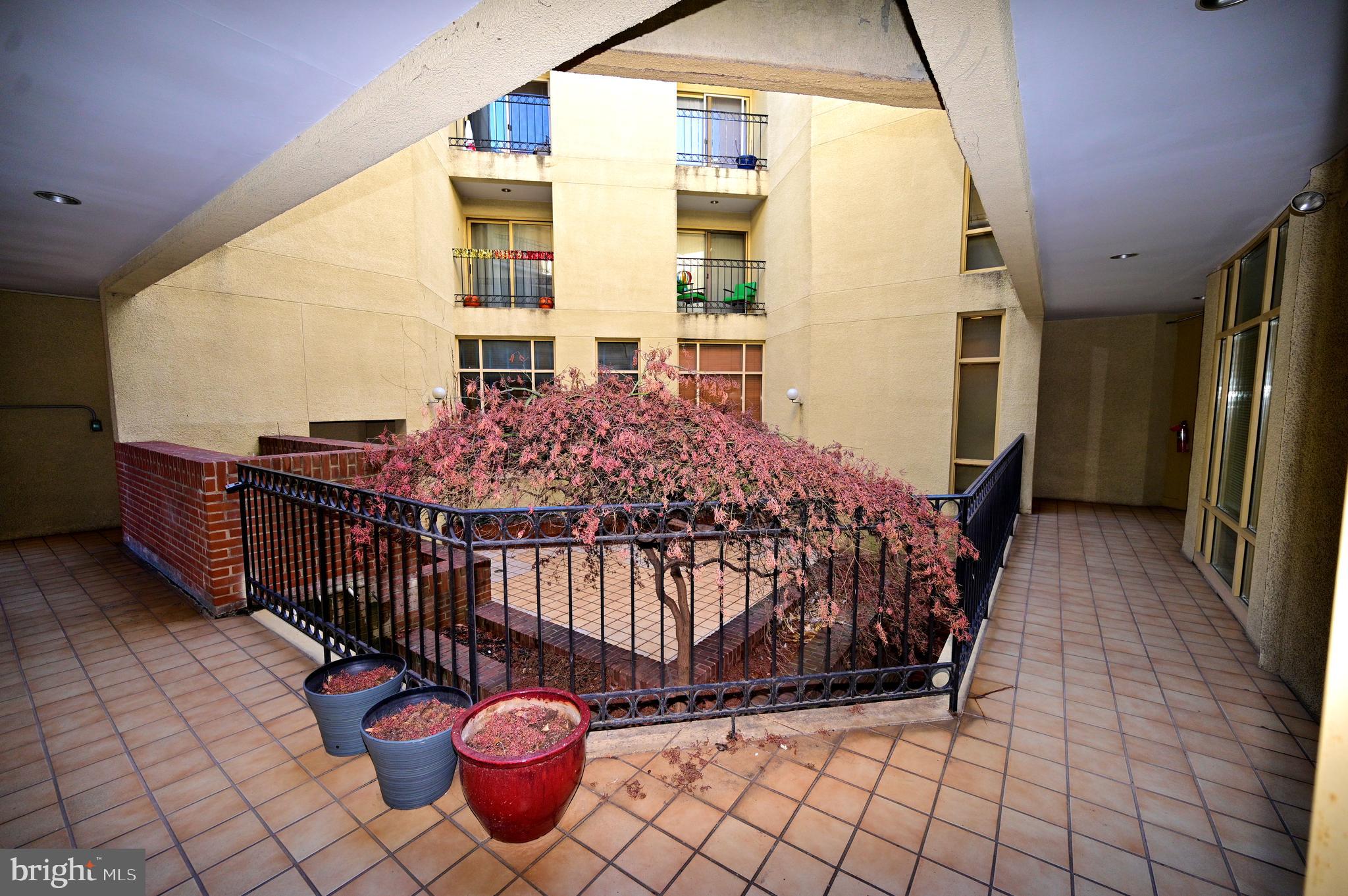 FEDERAL HILL HISTORIC DISTRICT - Commercial Sale