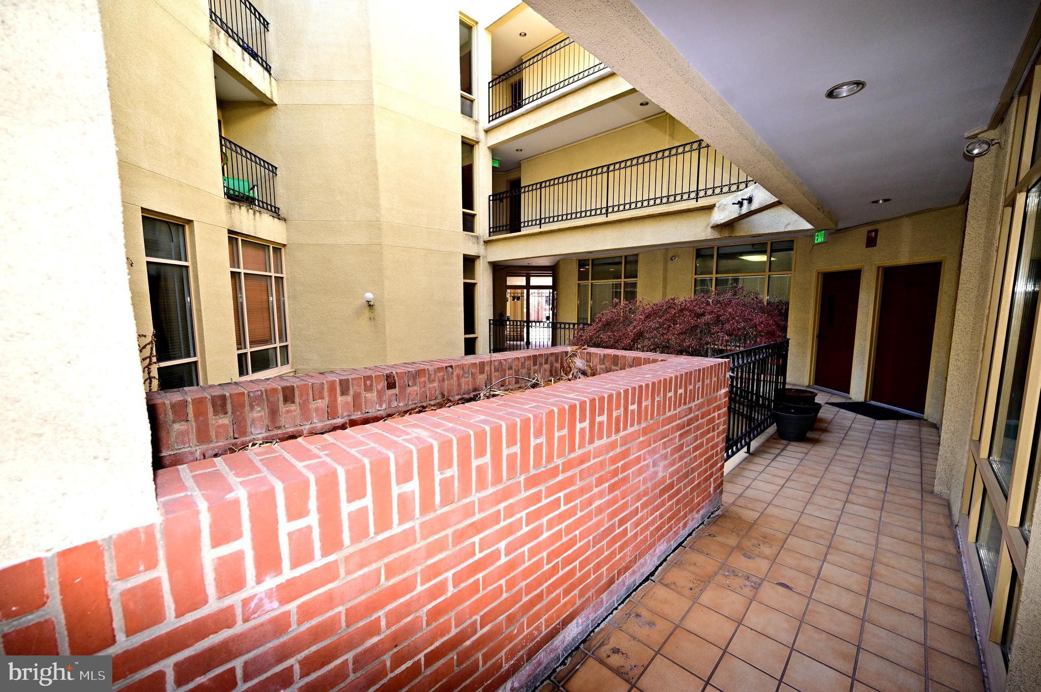 FEDERAL HILL HISTORIC DISTRICT - Commercial Sale