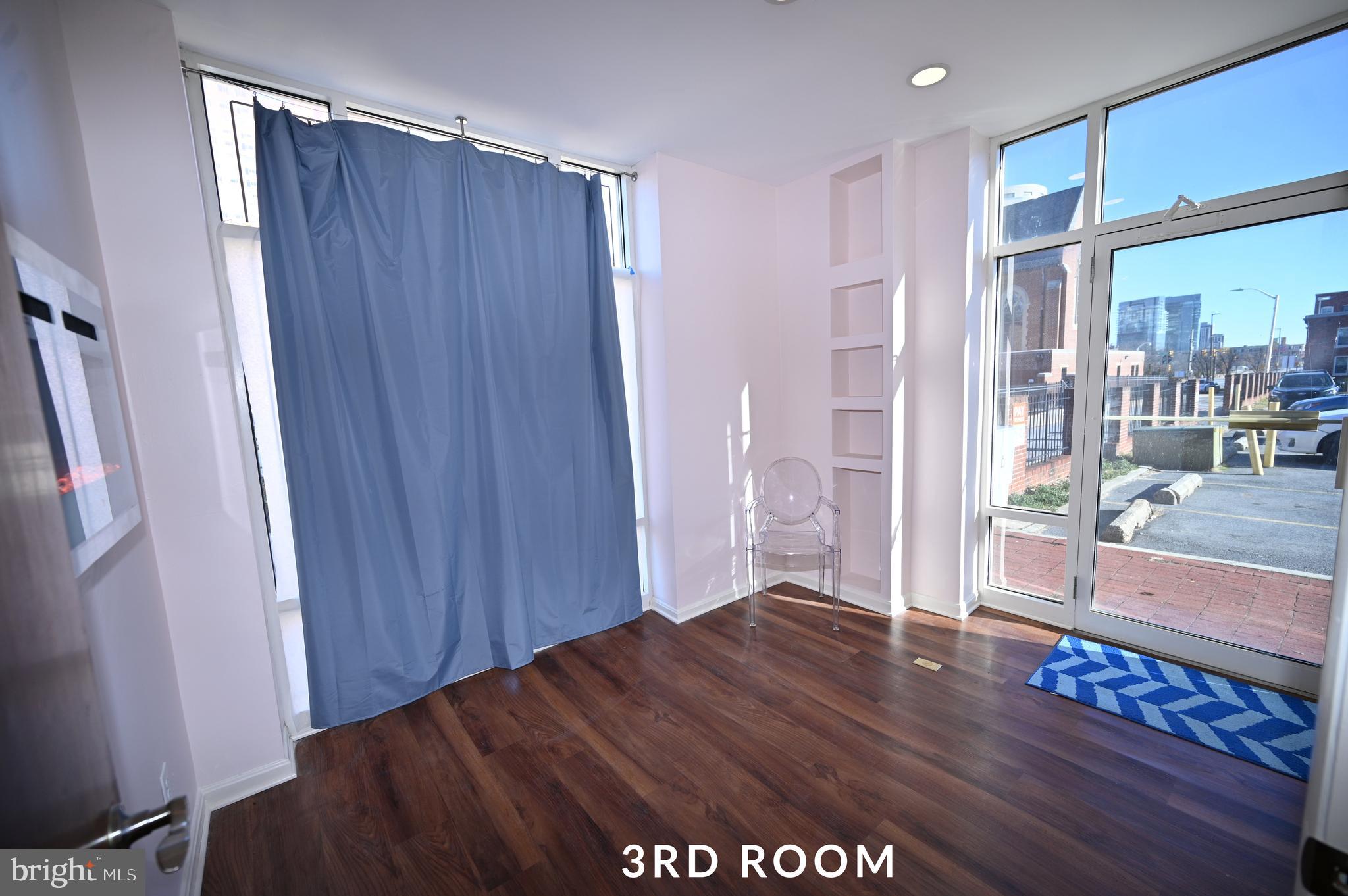 FEDERAL HILL HISTORIC DISTRICT - Commercial Sale