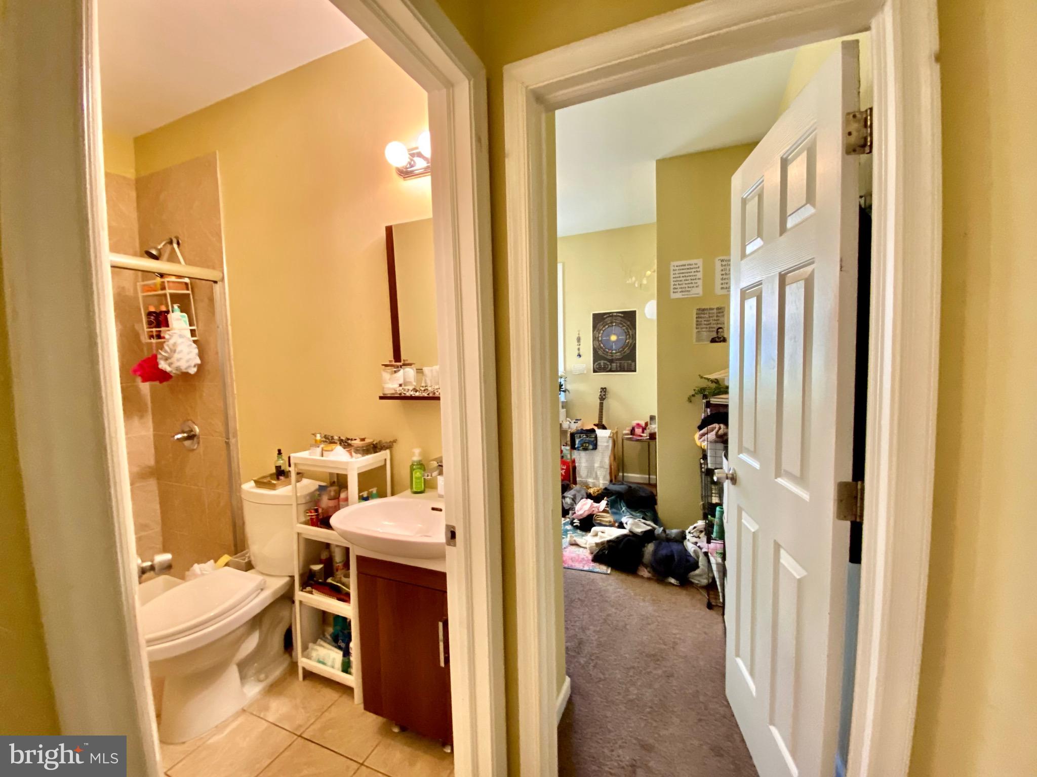 TEMPLE UNIVERSITY - Residential Lease