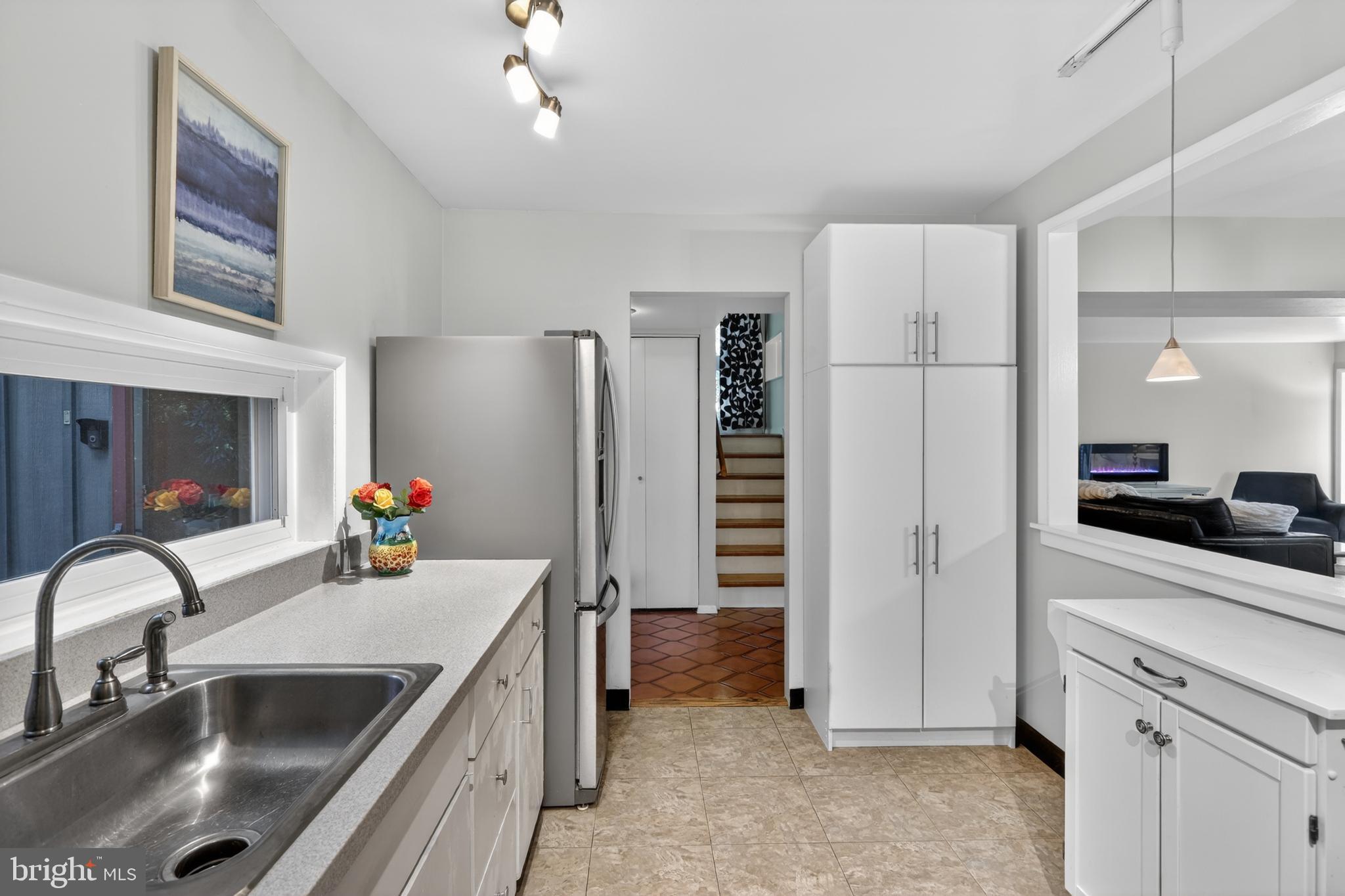 11519 LINKS DRIVE