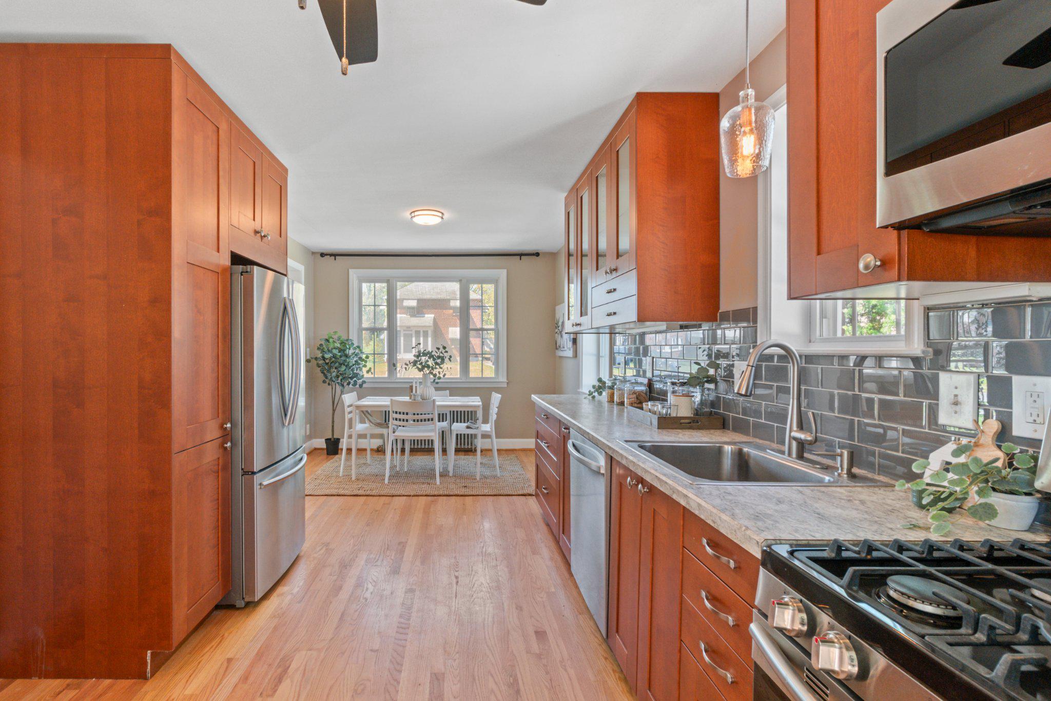 KENSINGTON - Residential