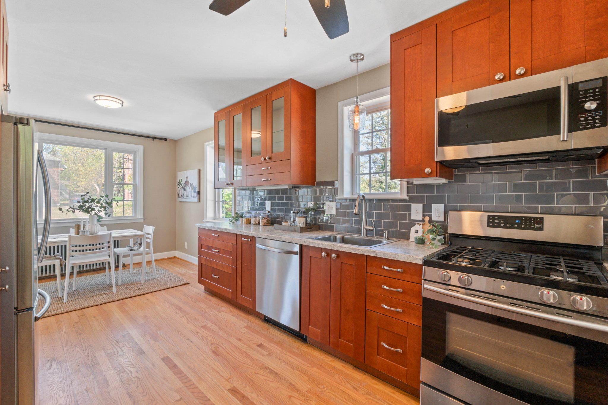 KENSINGTON - Residential