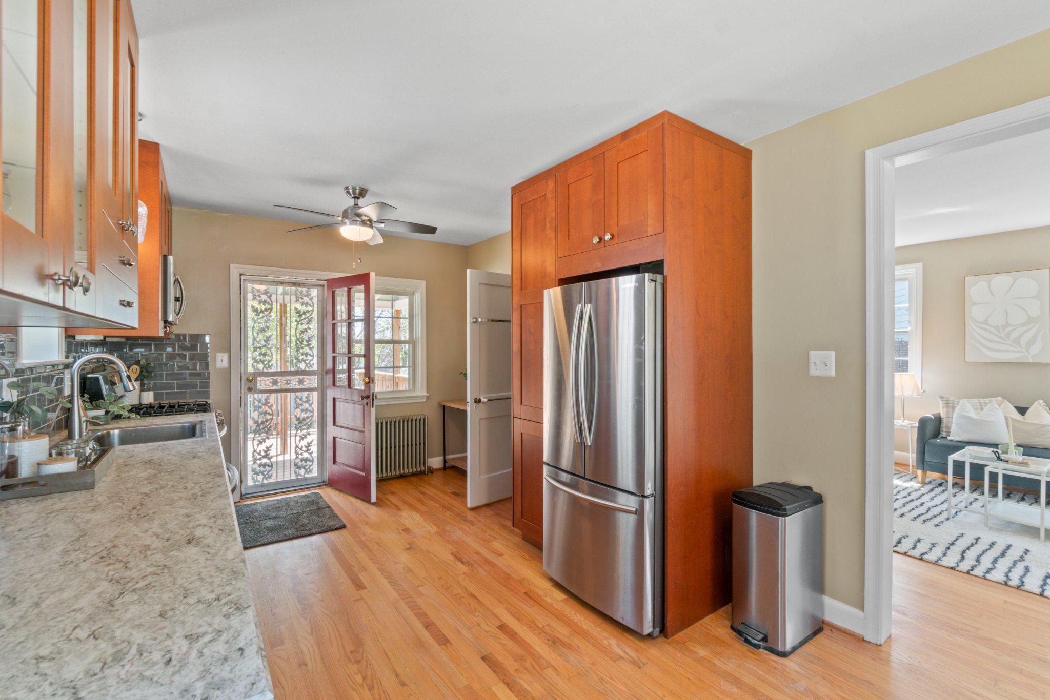 KENSINGTON - Residential