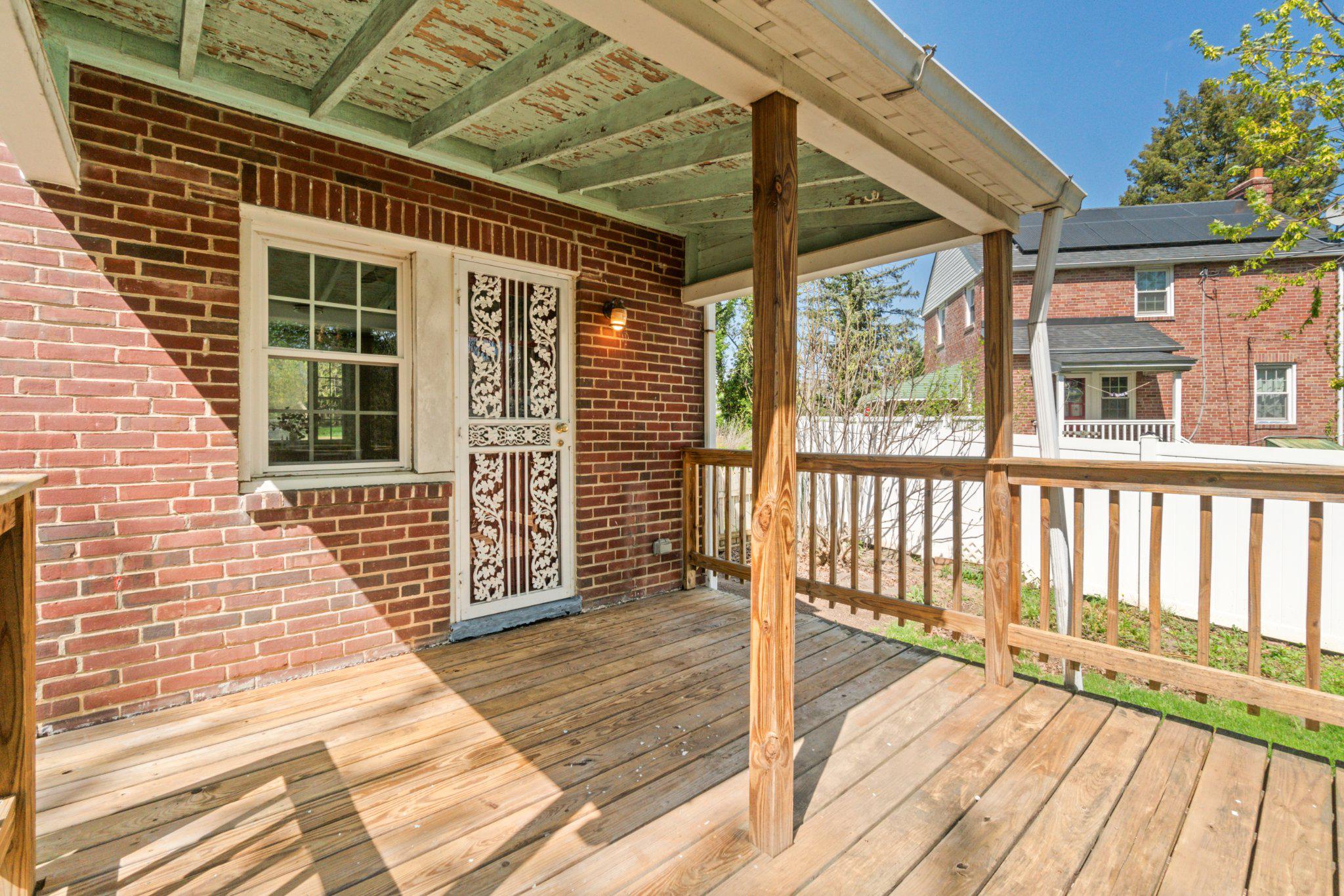 KENSINGTON - Residential