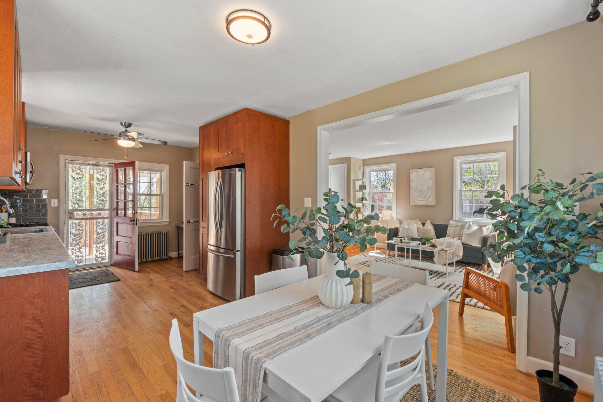 KENSINGTON - Residential