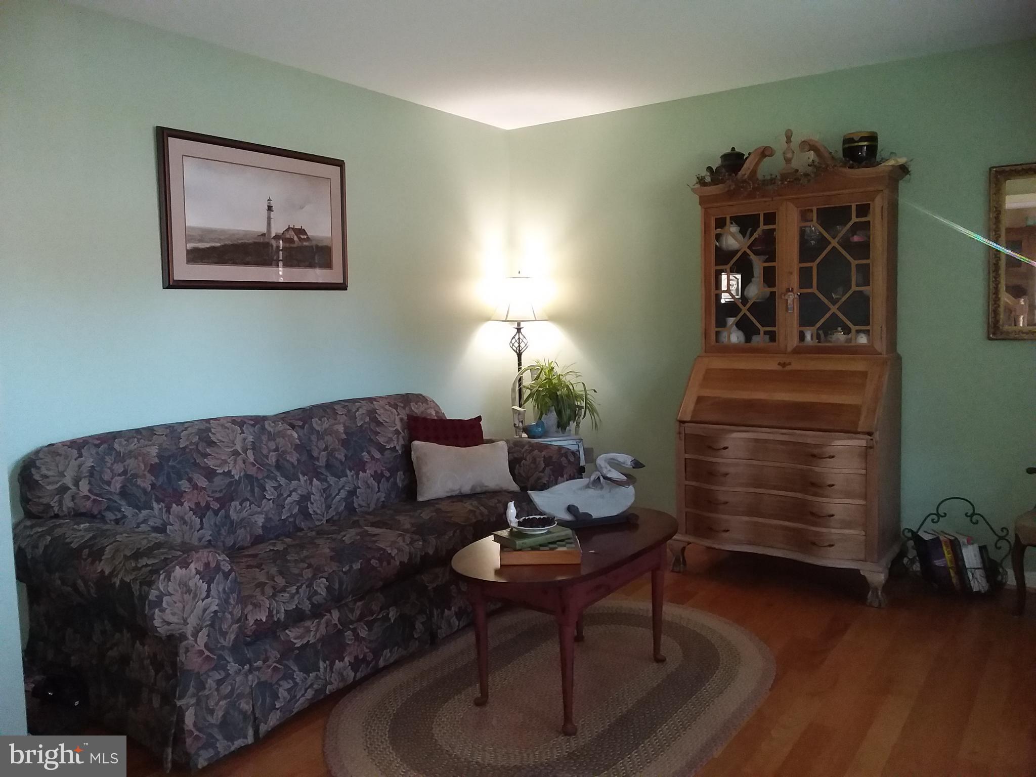 AUTUMN WOODS - Residential