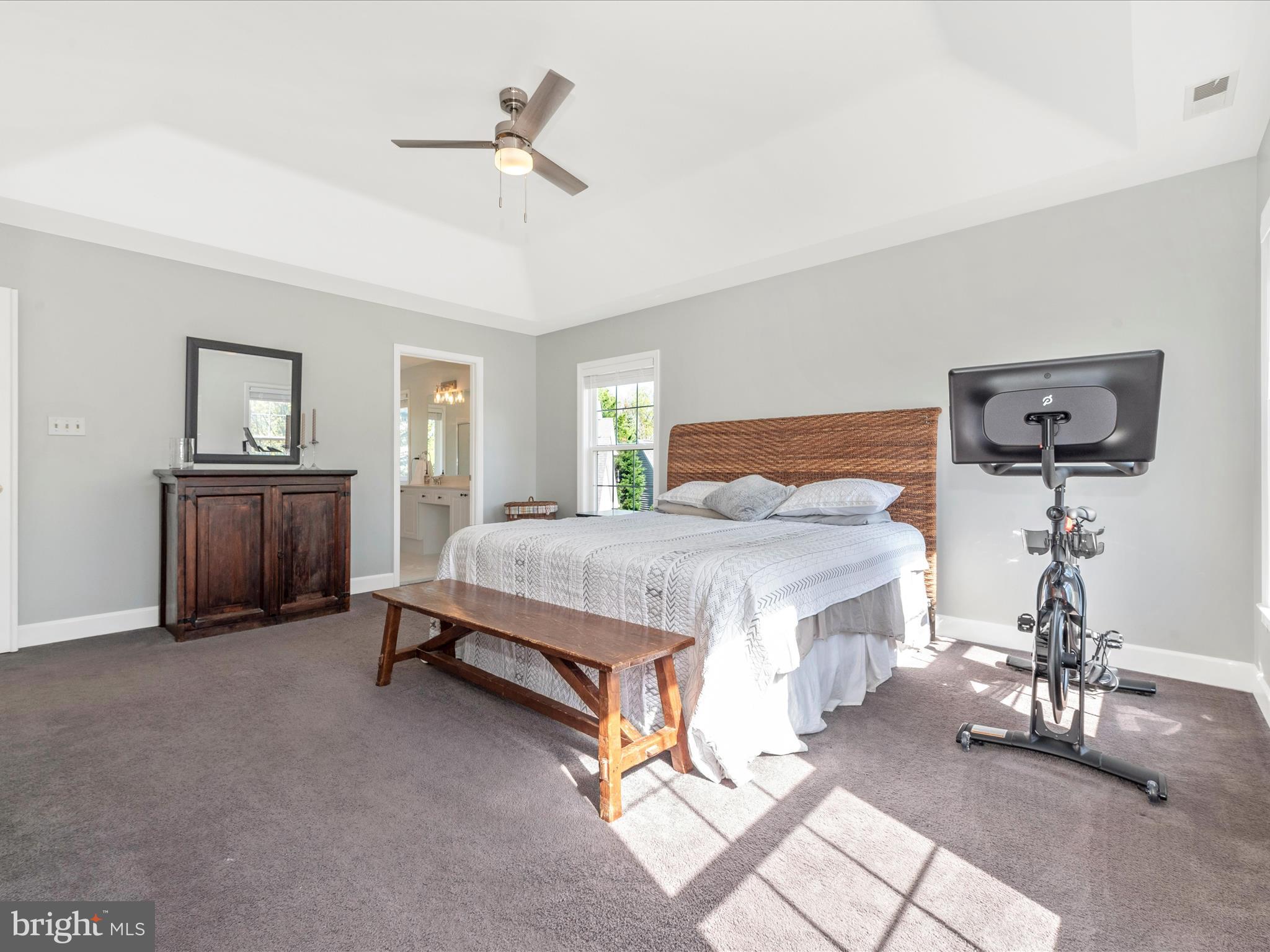 SPRING RIDGE - Residential