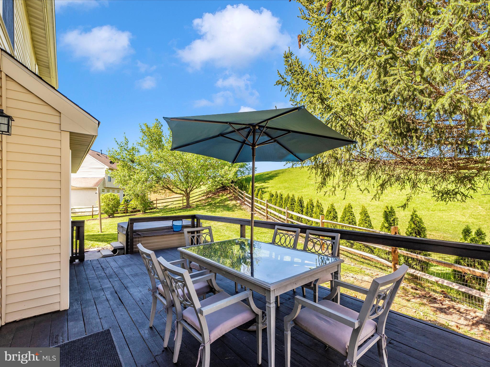 SPRING RIDGE - Residential