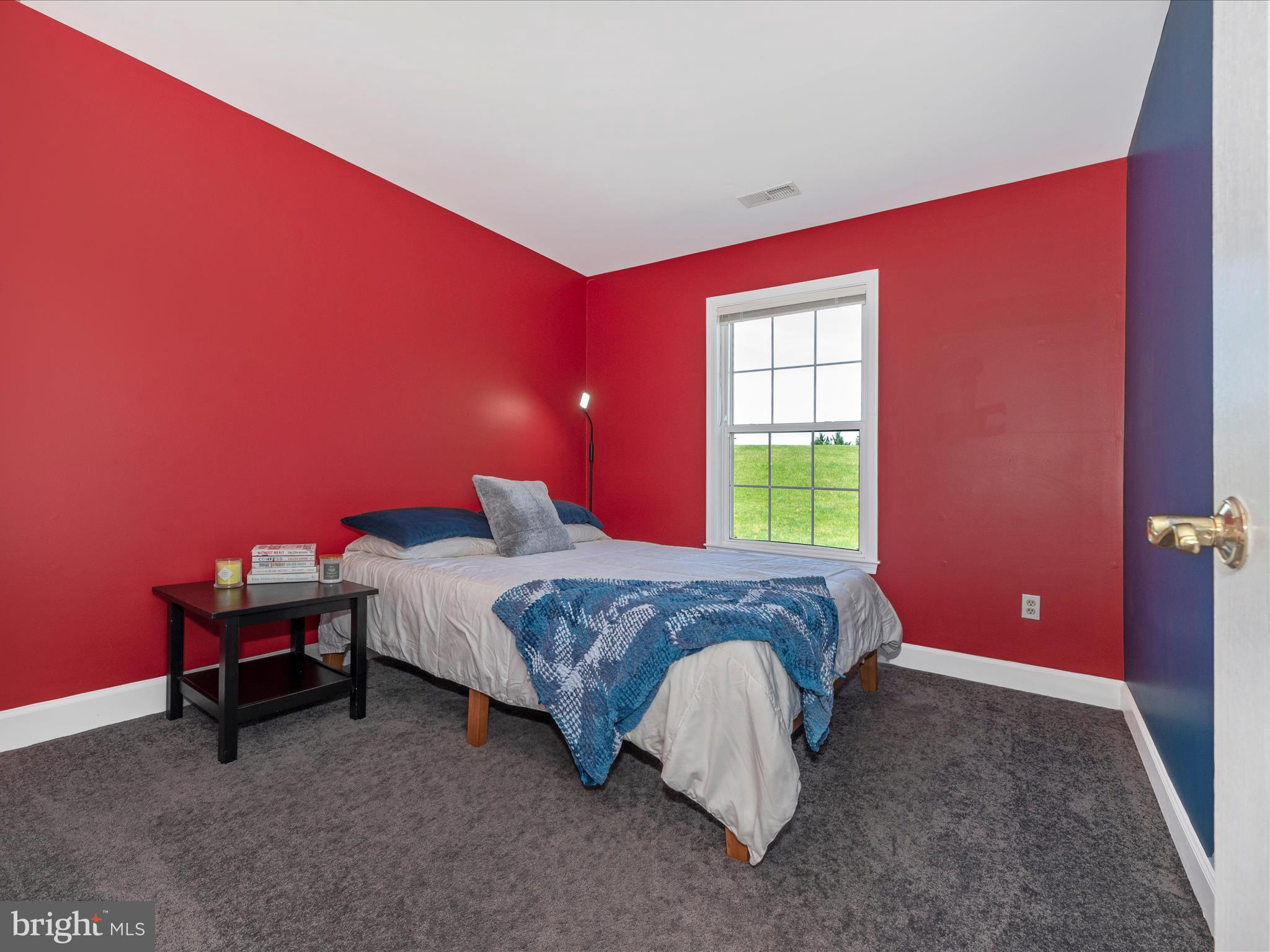 SPRING RIDGE - Residential