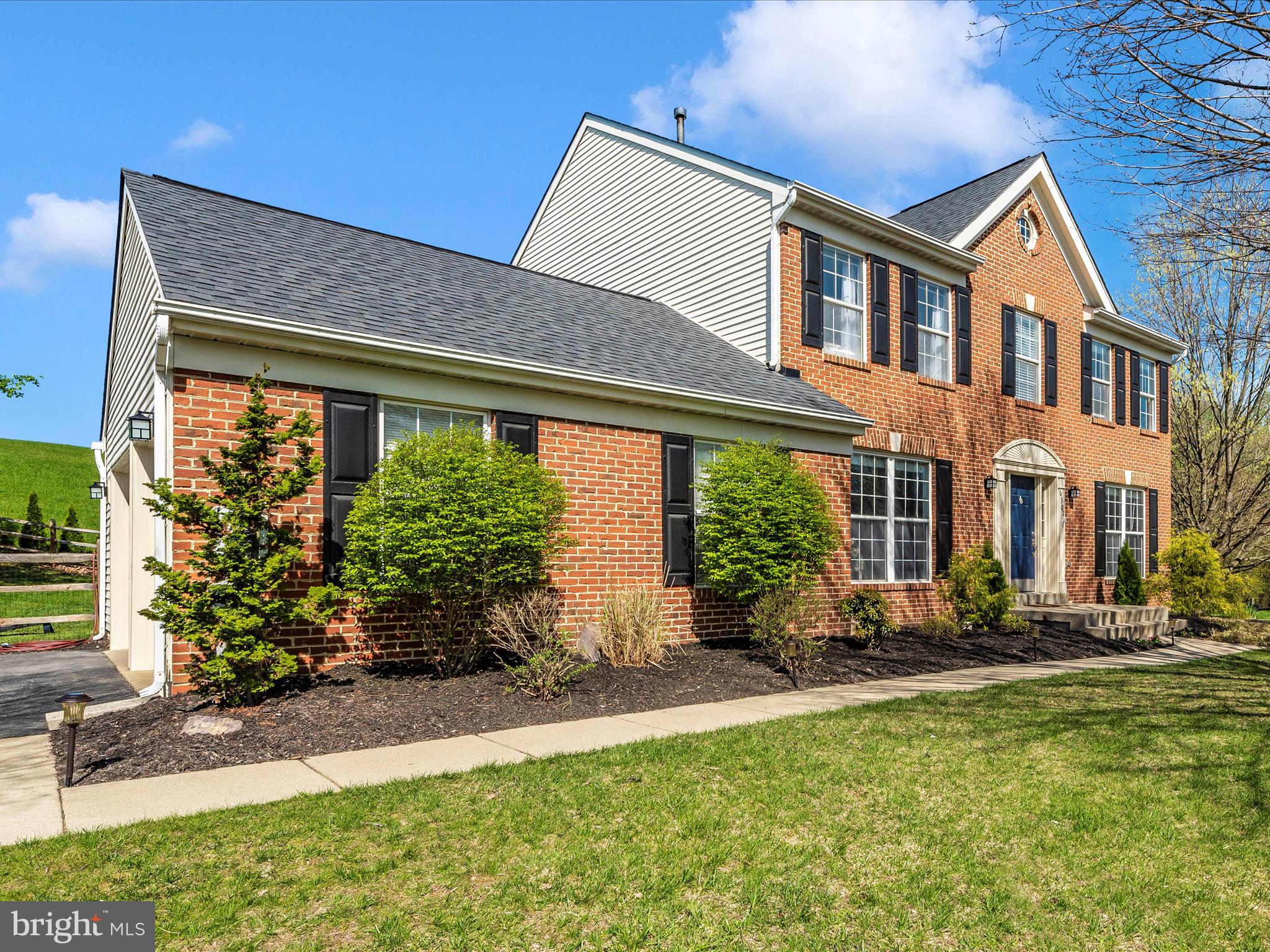 SPRING RIDGE - Residential