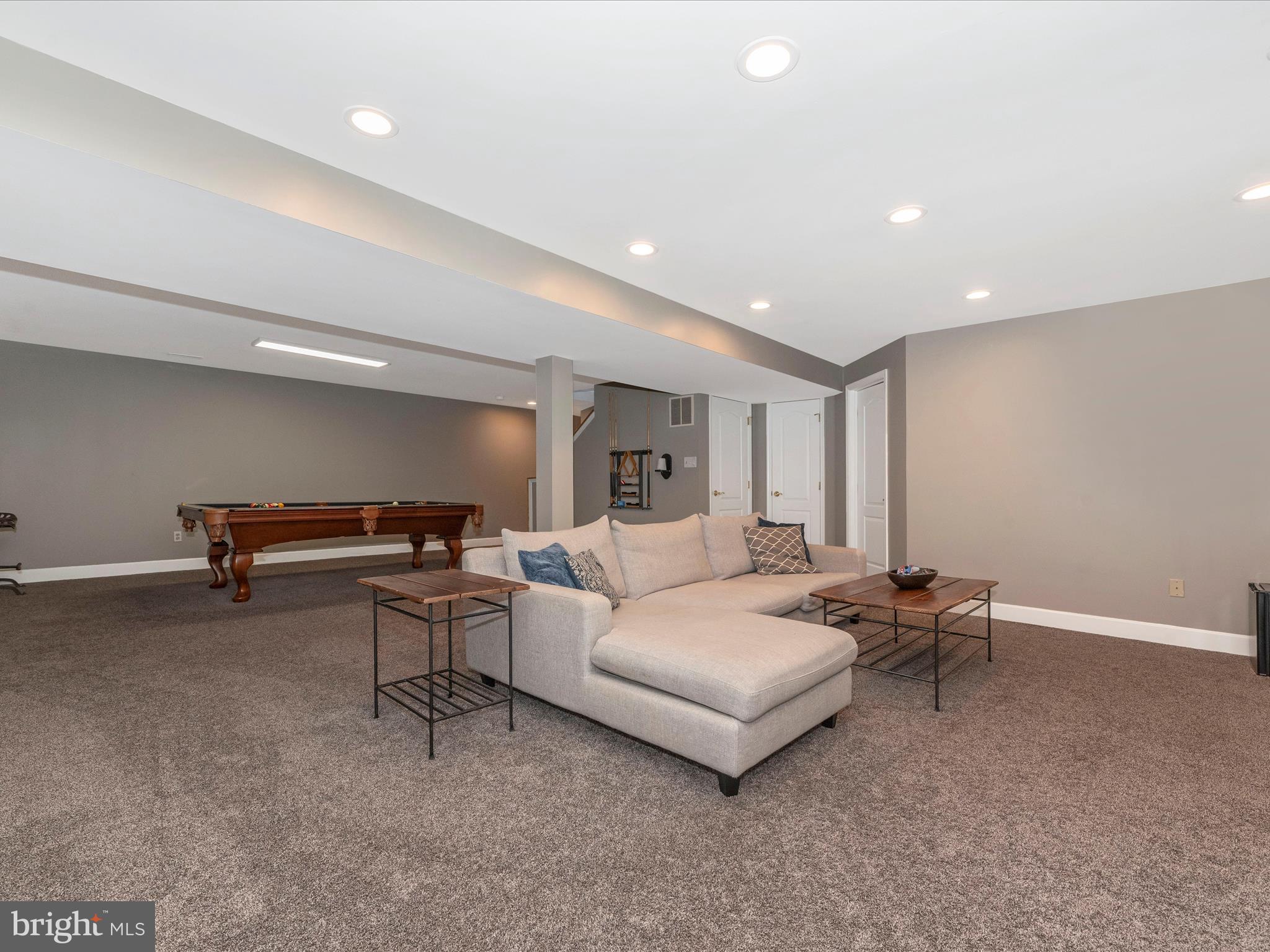 SPRING RIDGE - Residential