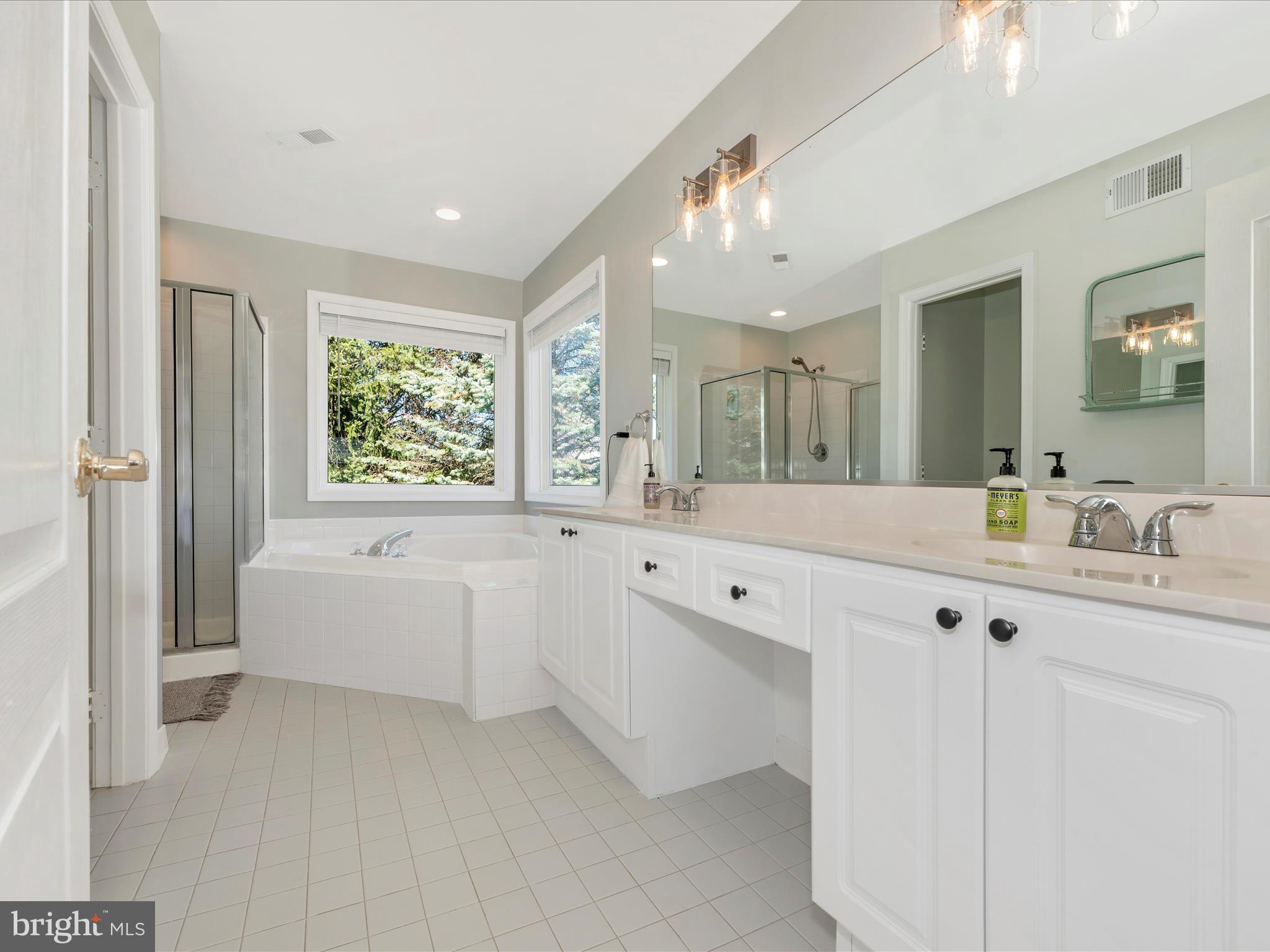 SPRING RIDGE - Residential