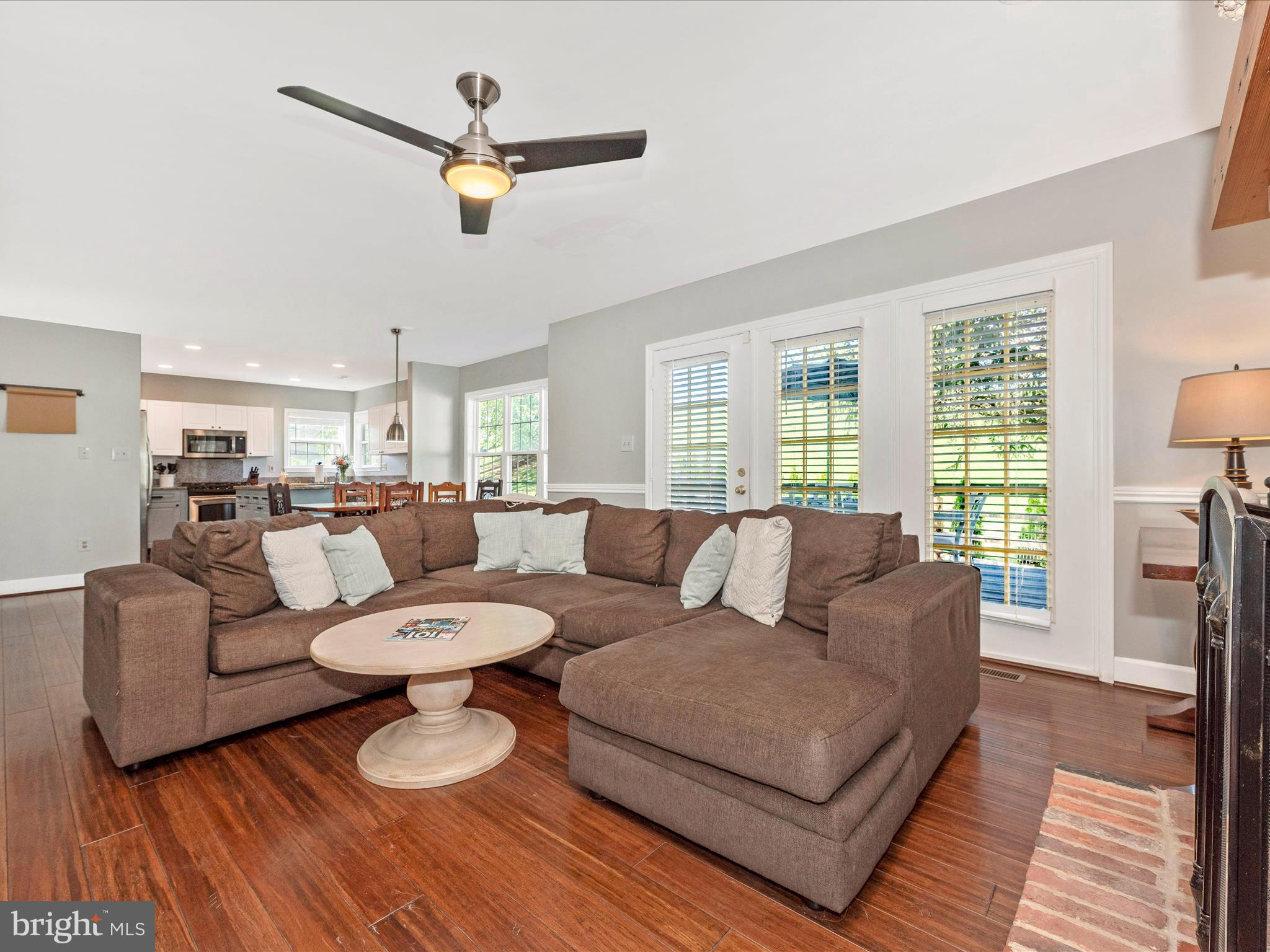 SPRING RIDGE - Residential