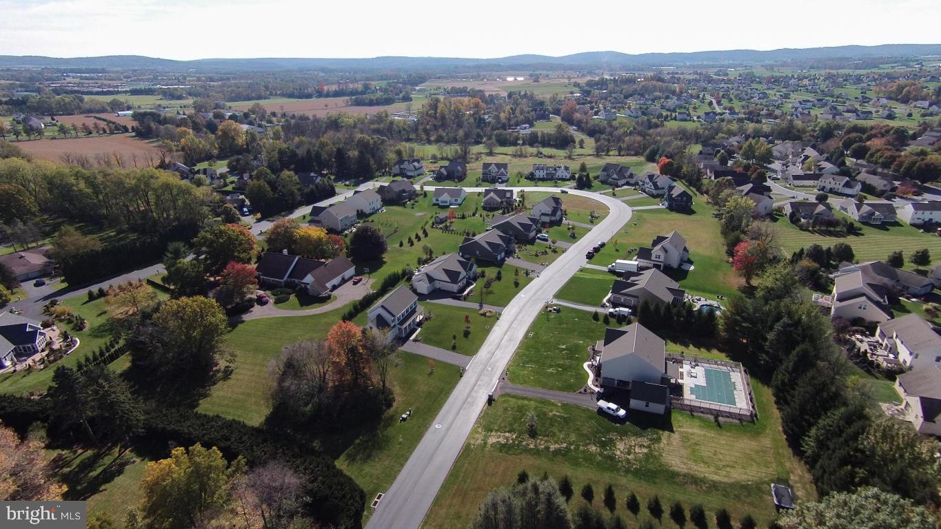 FIELDCREST - Residential
