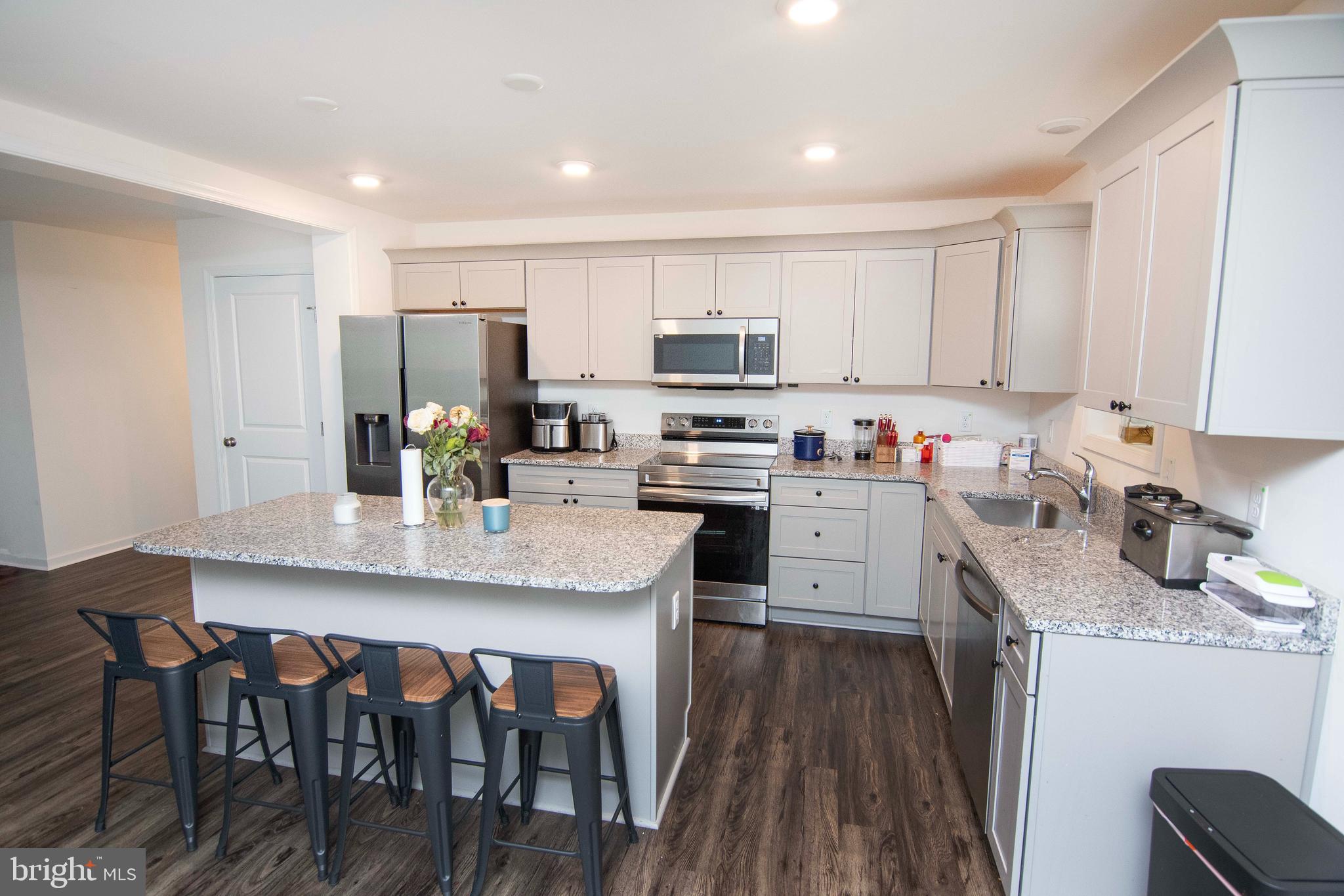 37444 CASTAWAY DRIVE