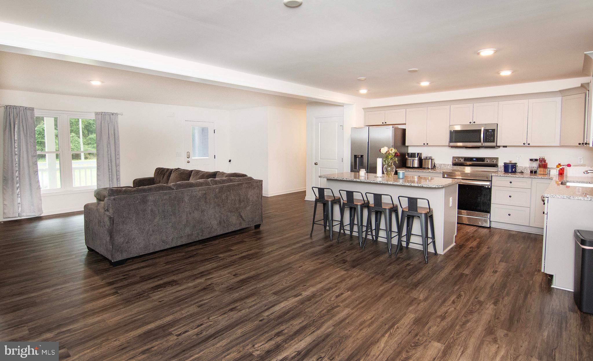 37444 CASTAWAY DRIVE