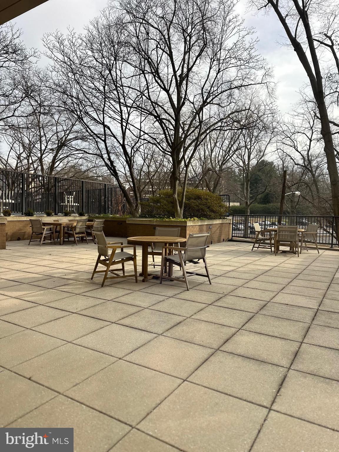 CHEVY CHASE - Residential