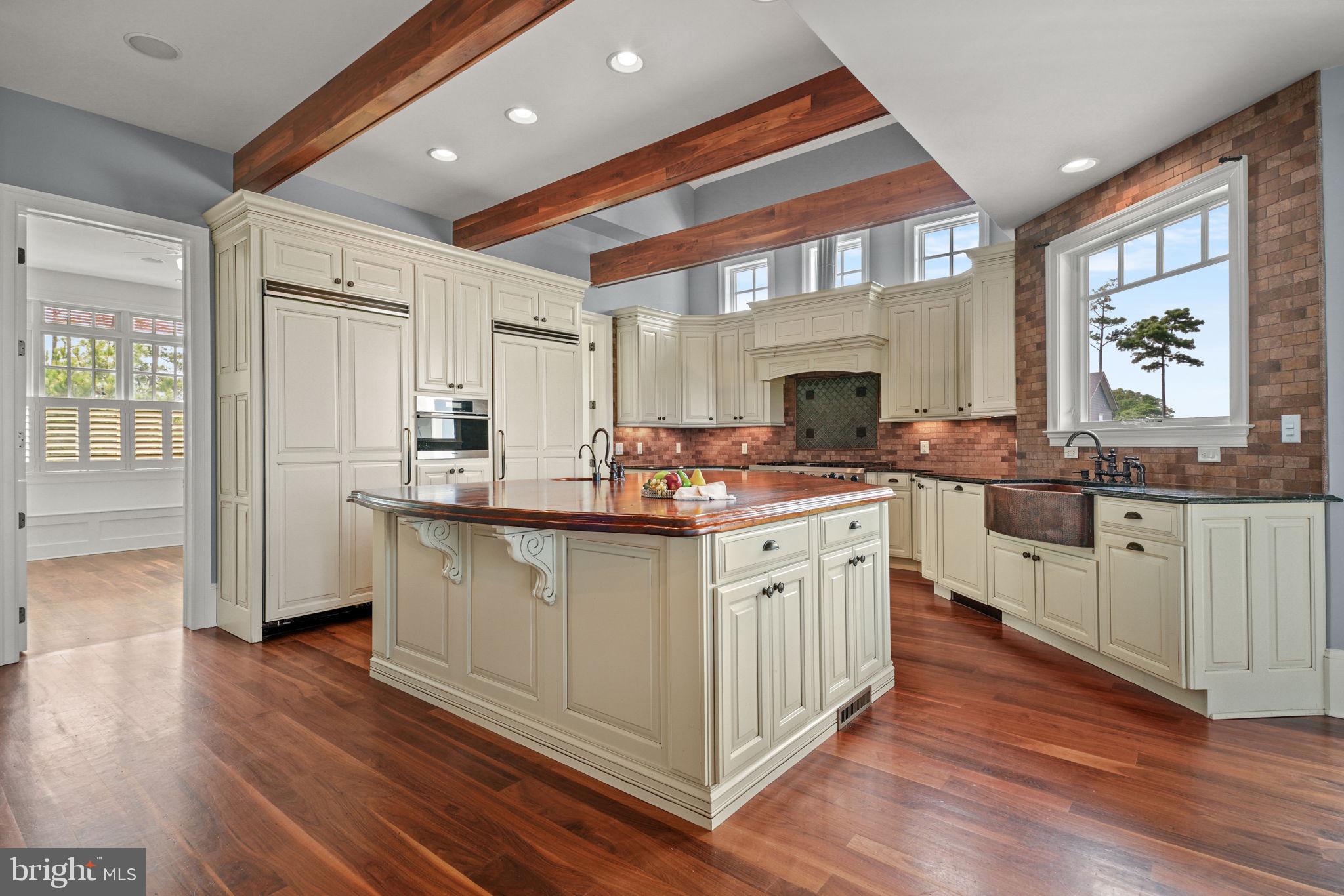 GLEN RIDDLE - Residential