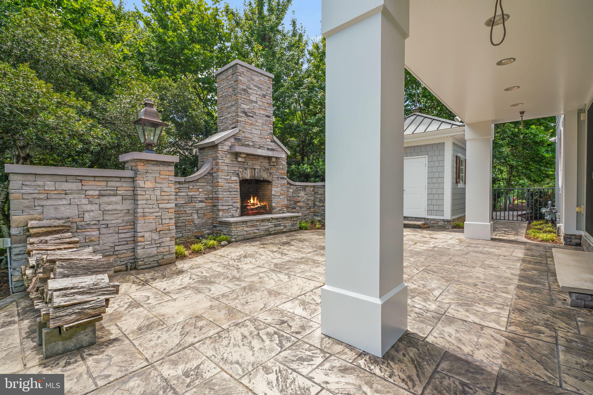 GLEN RIDDLE - Residential