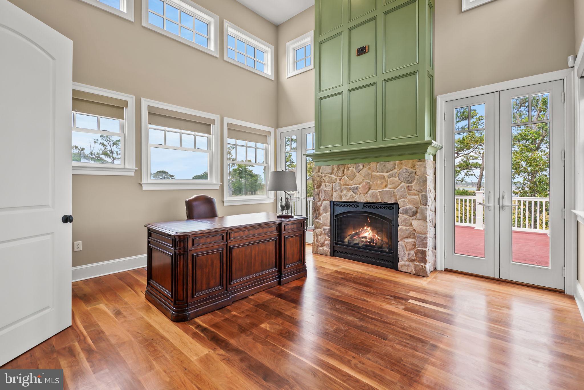 GLEN RIDDLE - Residential