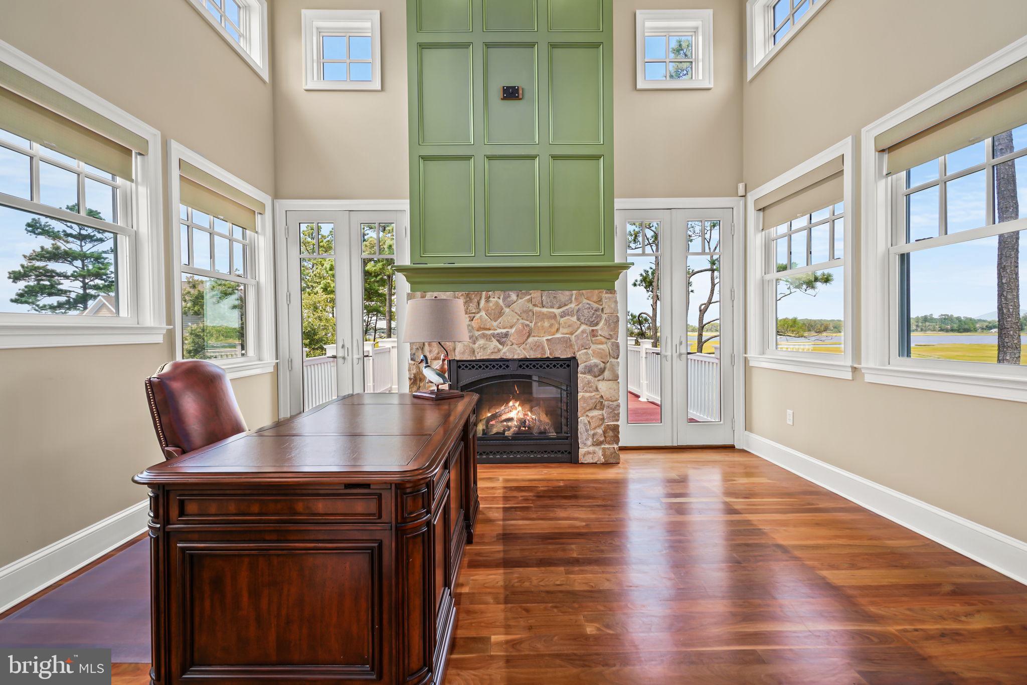 GLEN RIDDLE - Residential