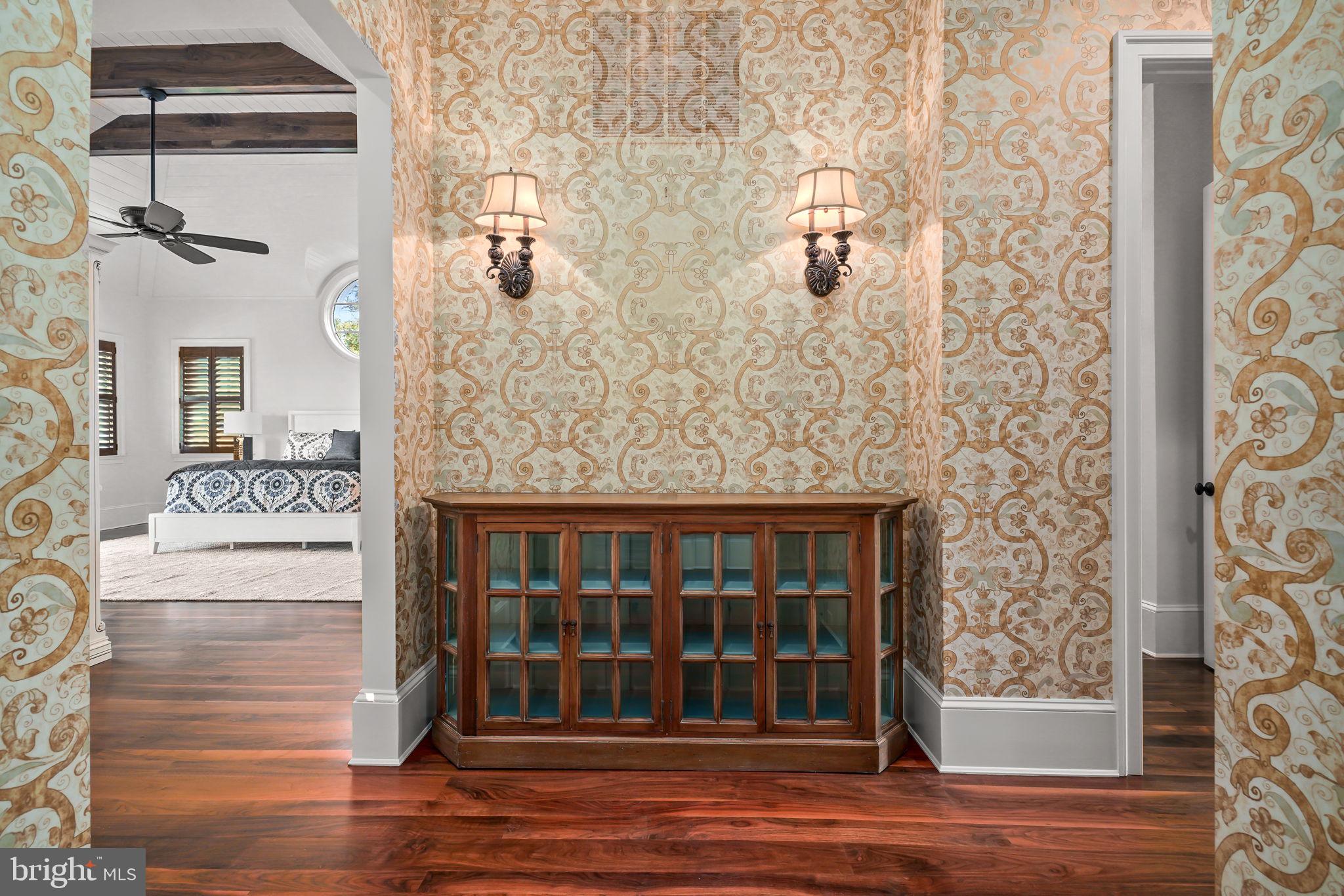 GLEN RIDDLE - Residential