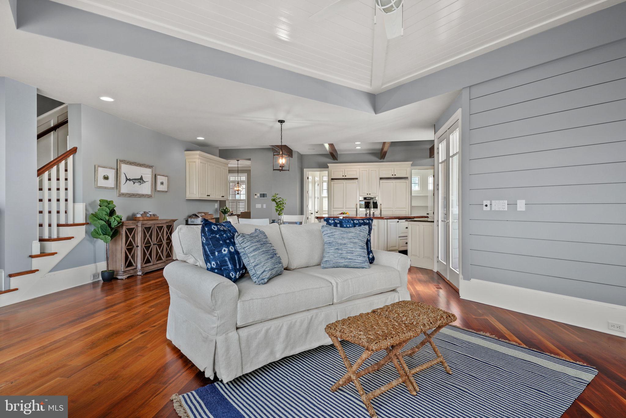 GLEN RIDDLE - Residential